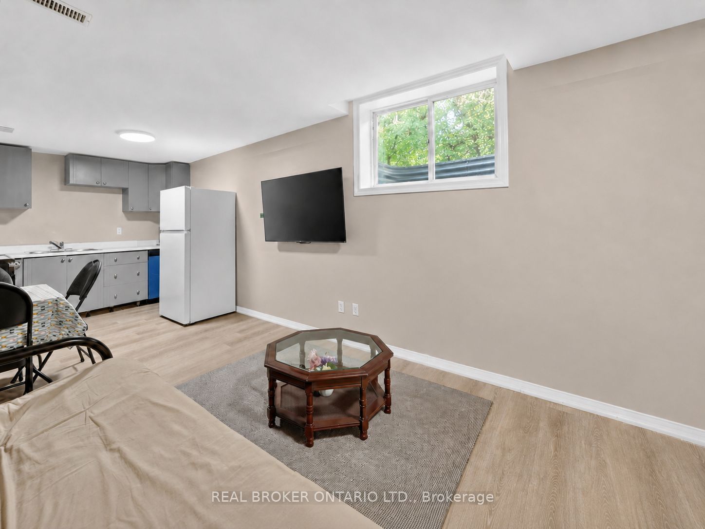 1895 Applewood Avenue Basement Property Photo 5