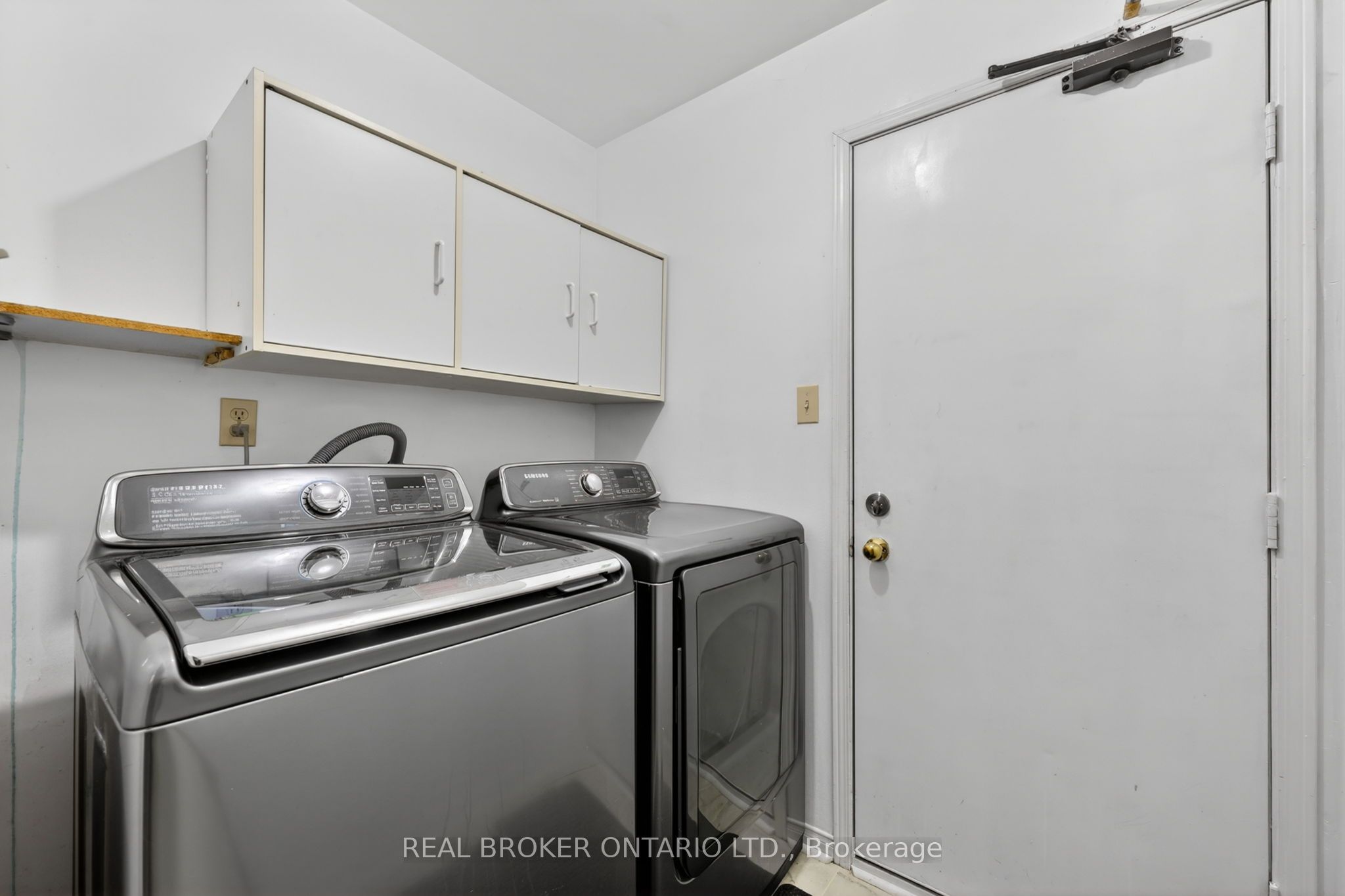 1895 Applewood Avenue Basement Property Photo 15