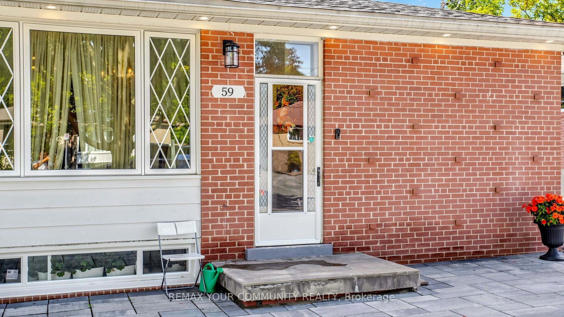 59 Davis Road Property Photo 3