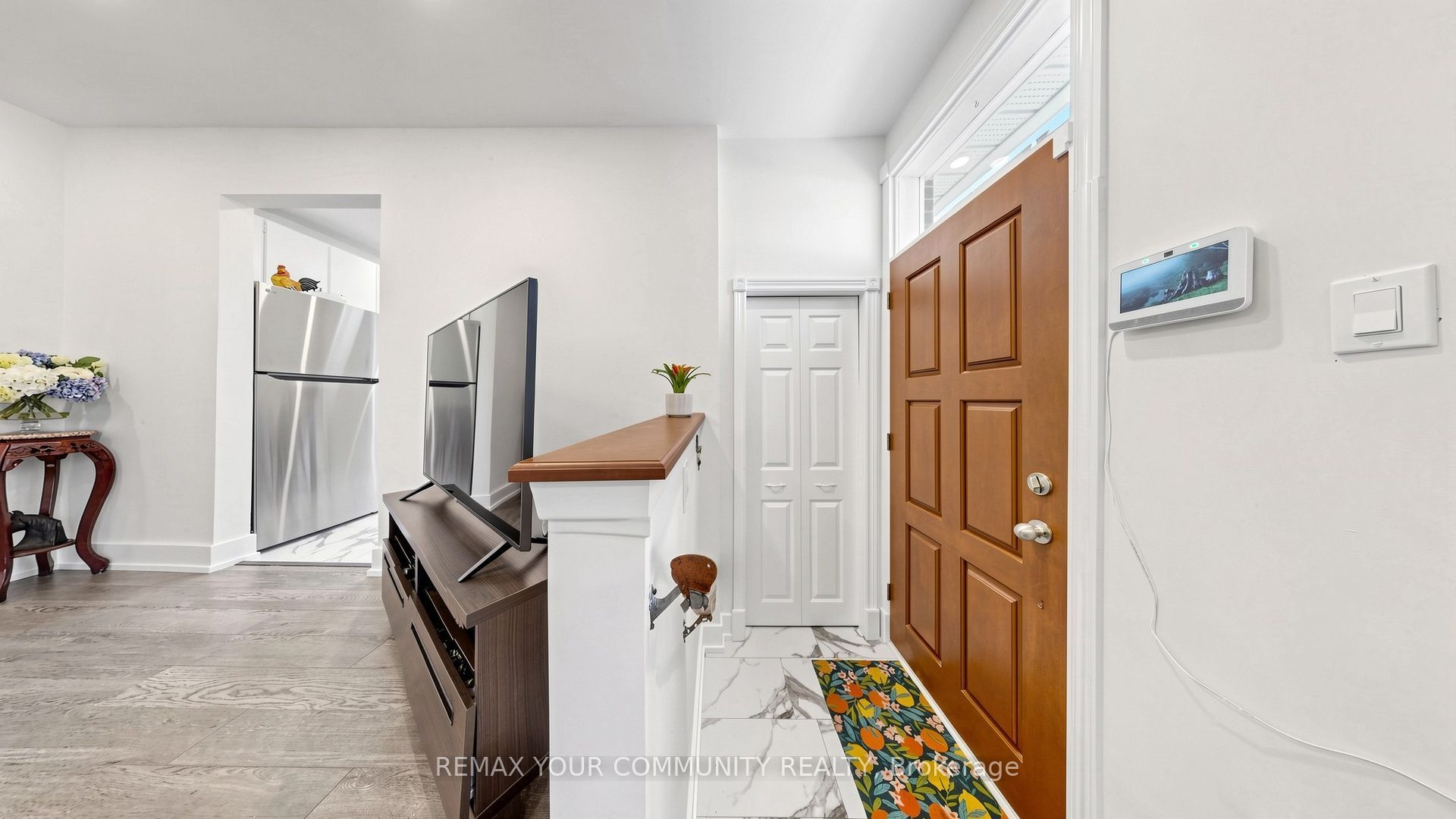 59 Davis Road Property Photo 5