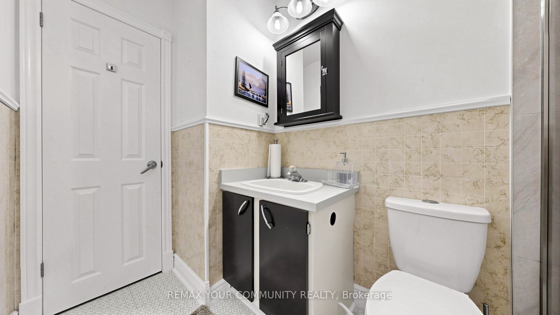 59 Davis Road Property Photo 11