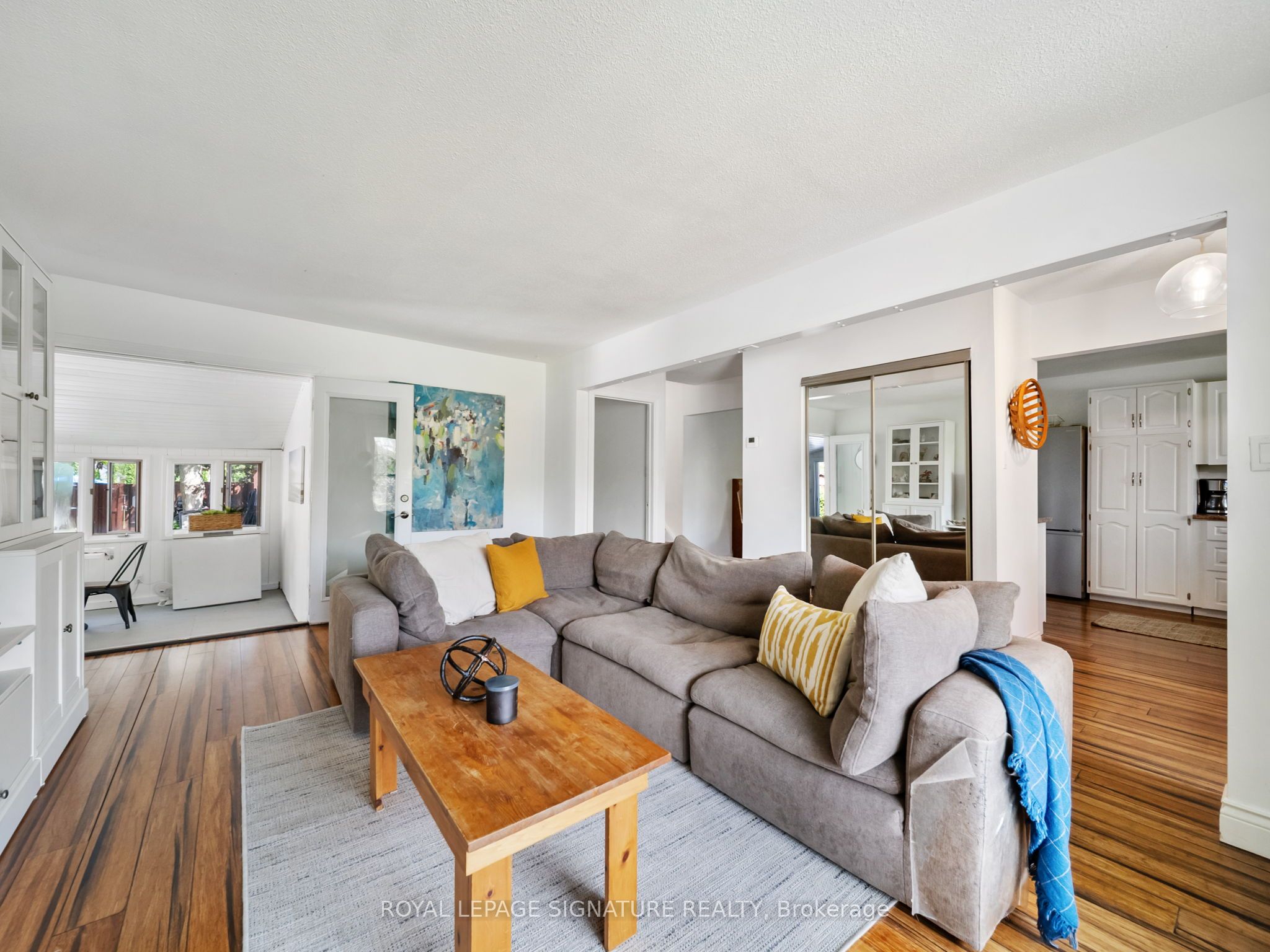 12 Easy Street Property Photo 6