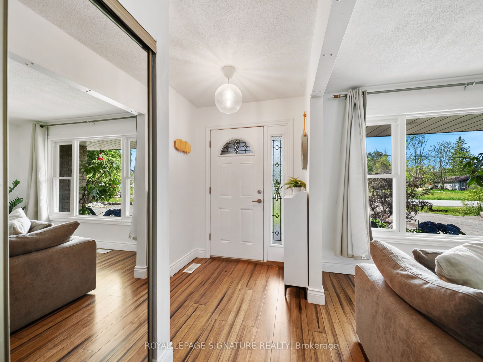 12 Easy Street Property Photo 10