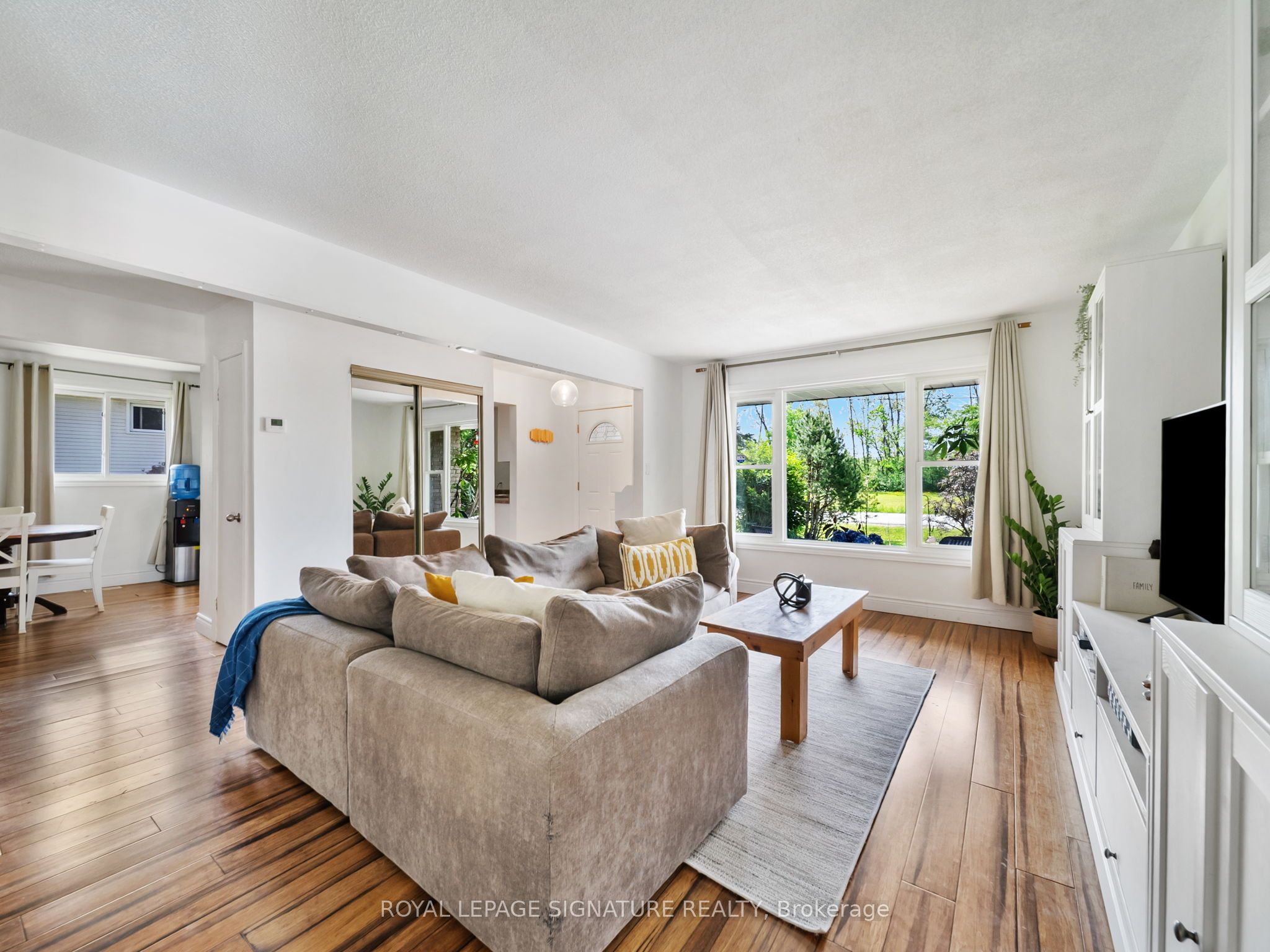 12 Easy Street Property Photo 12