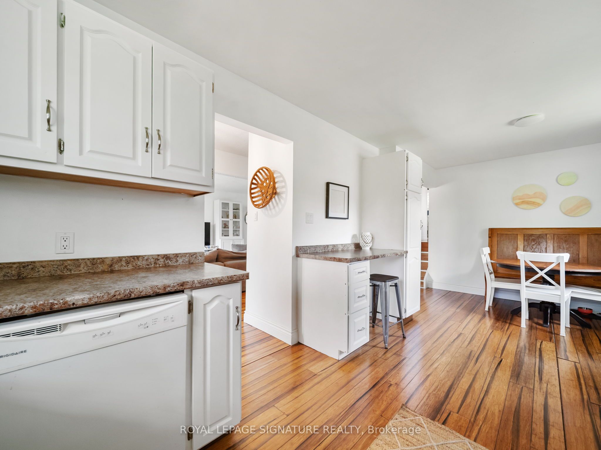 12 Easy Street Property Photo 16