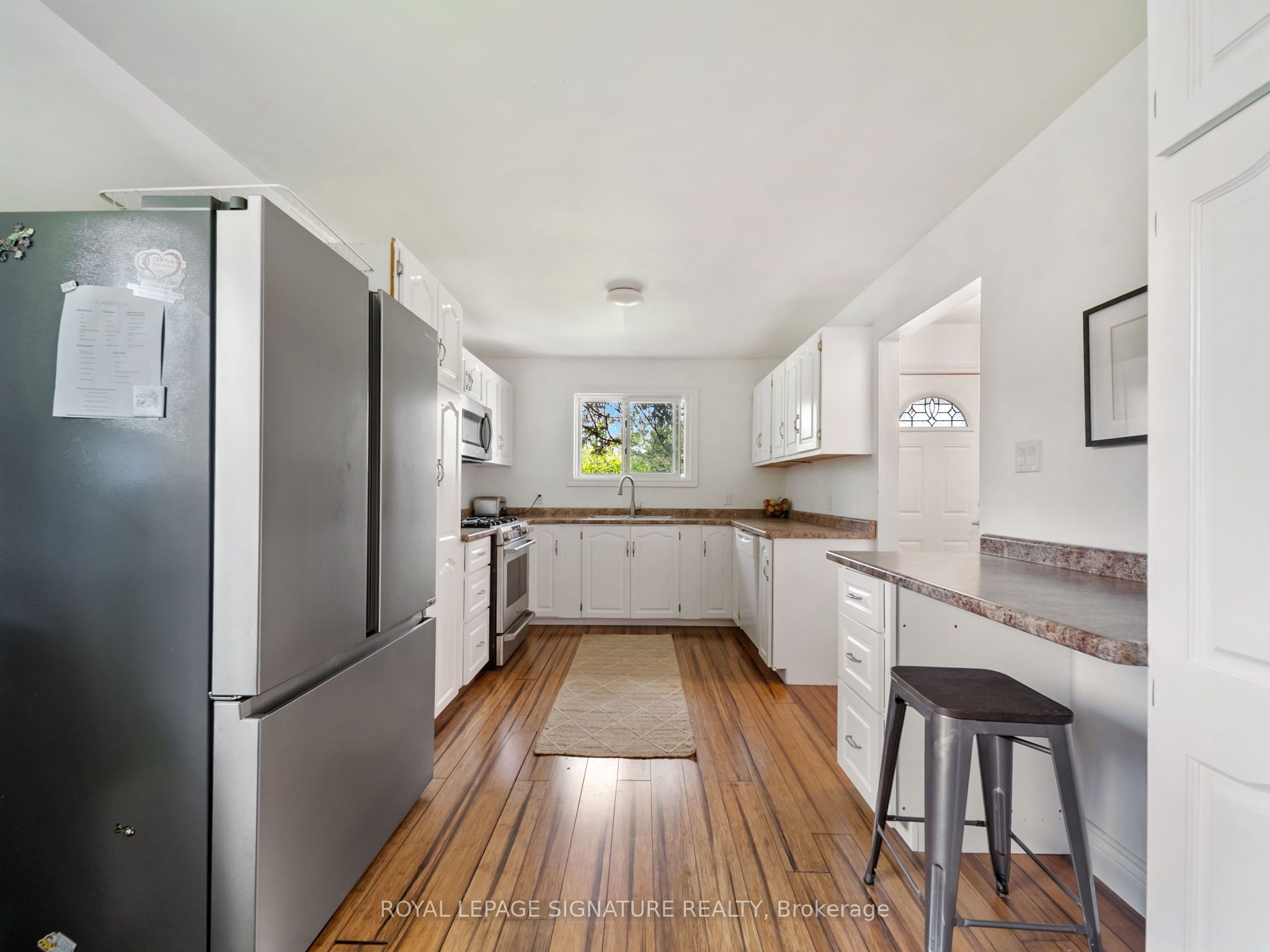 12 Easy Street Property Photo 18