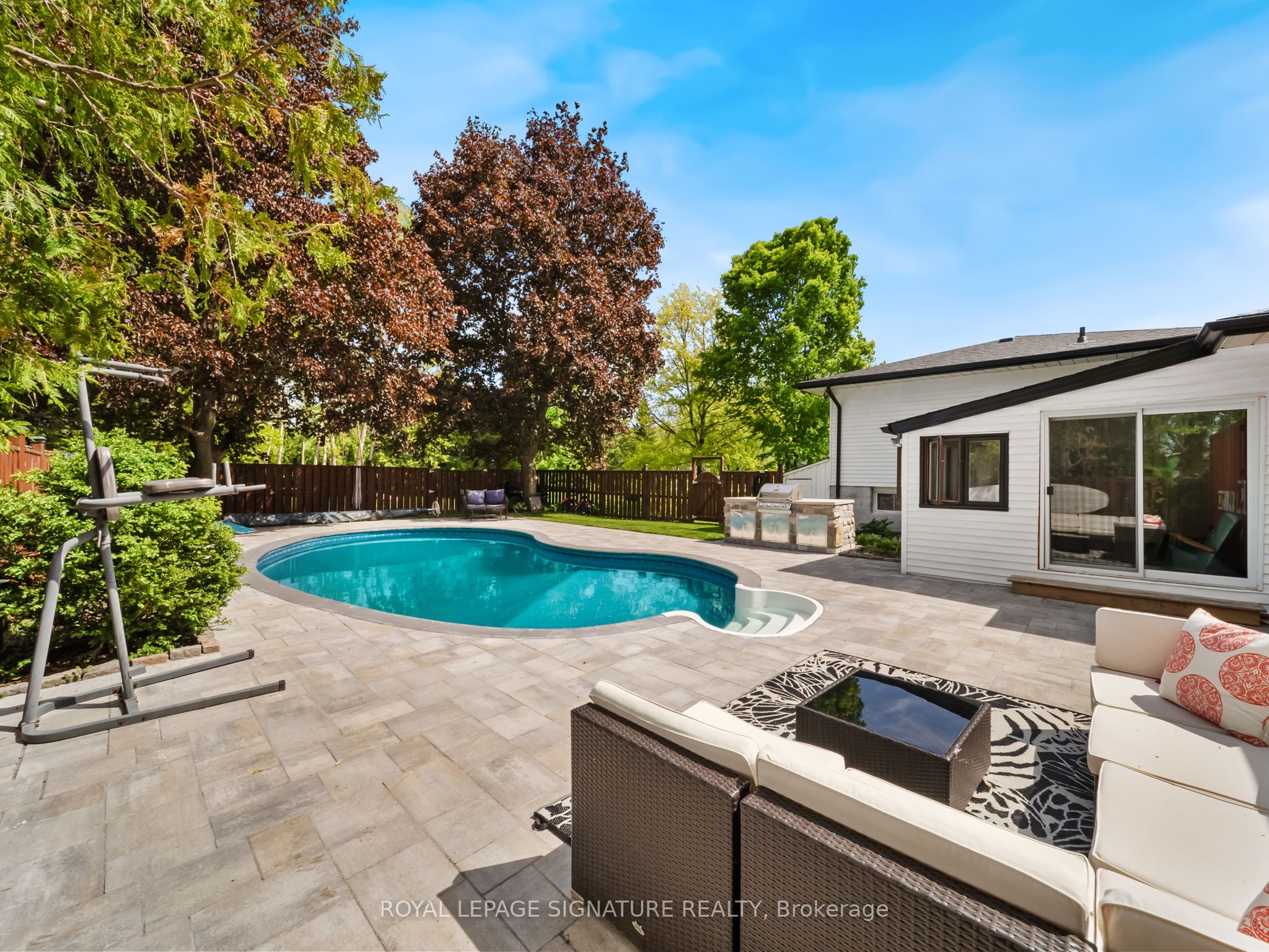 12 Easy Street Property Photo 35