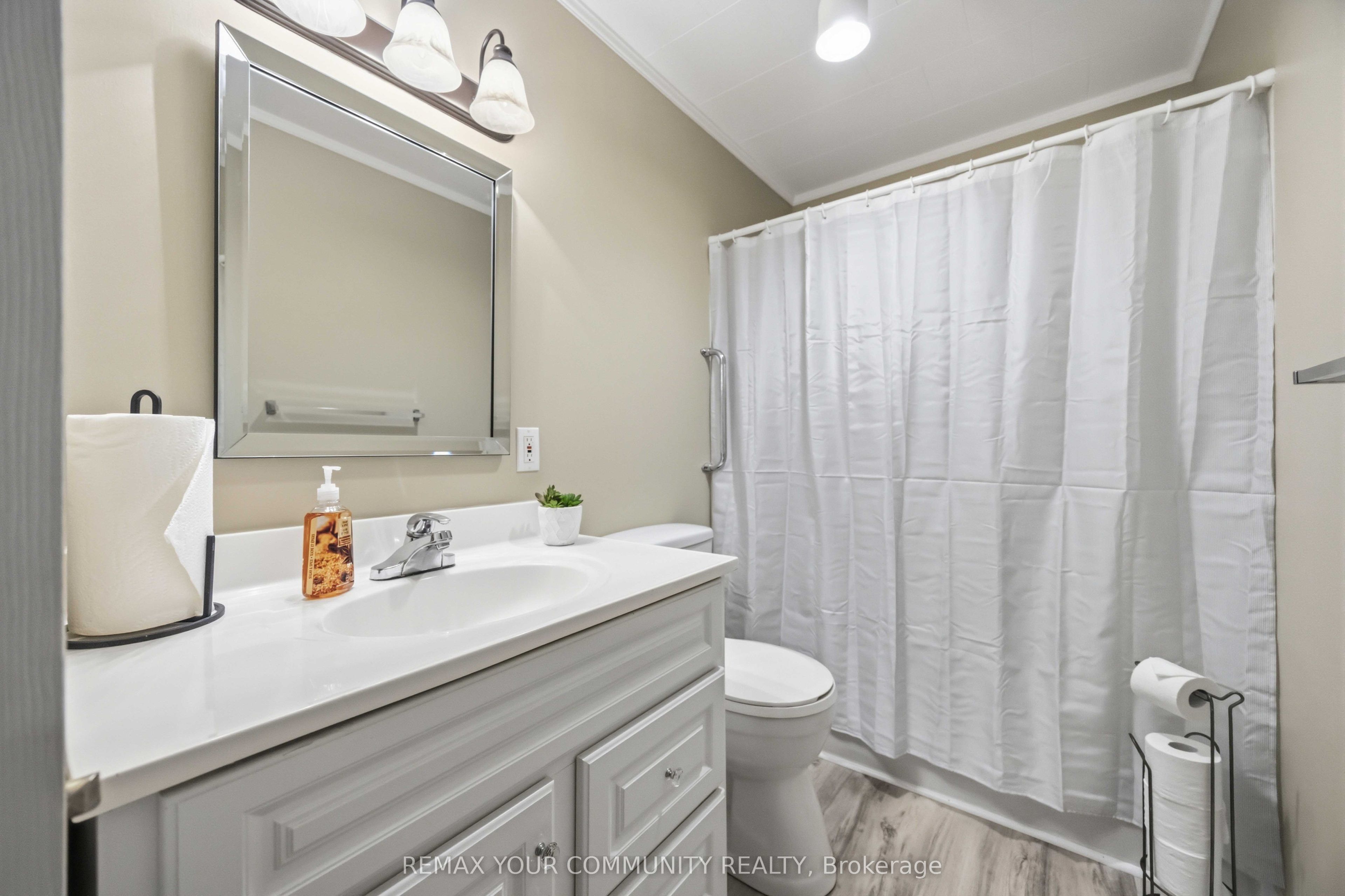 15 Georgina Street Property Photo 25