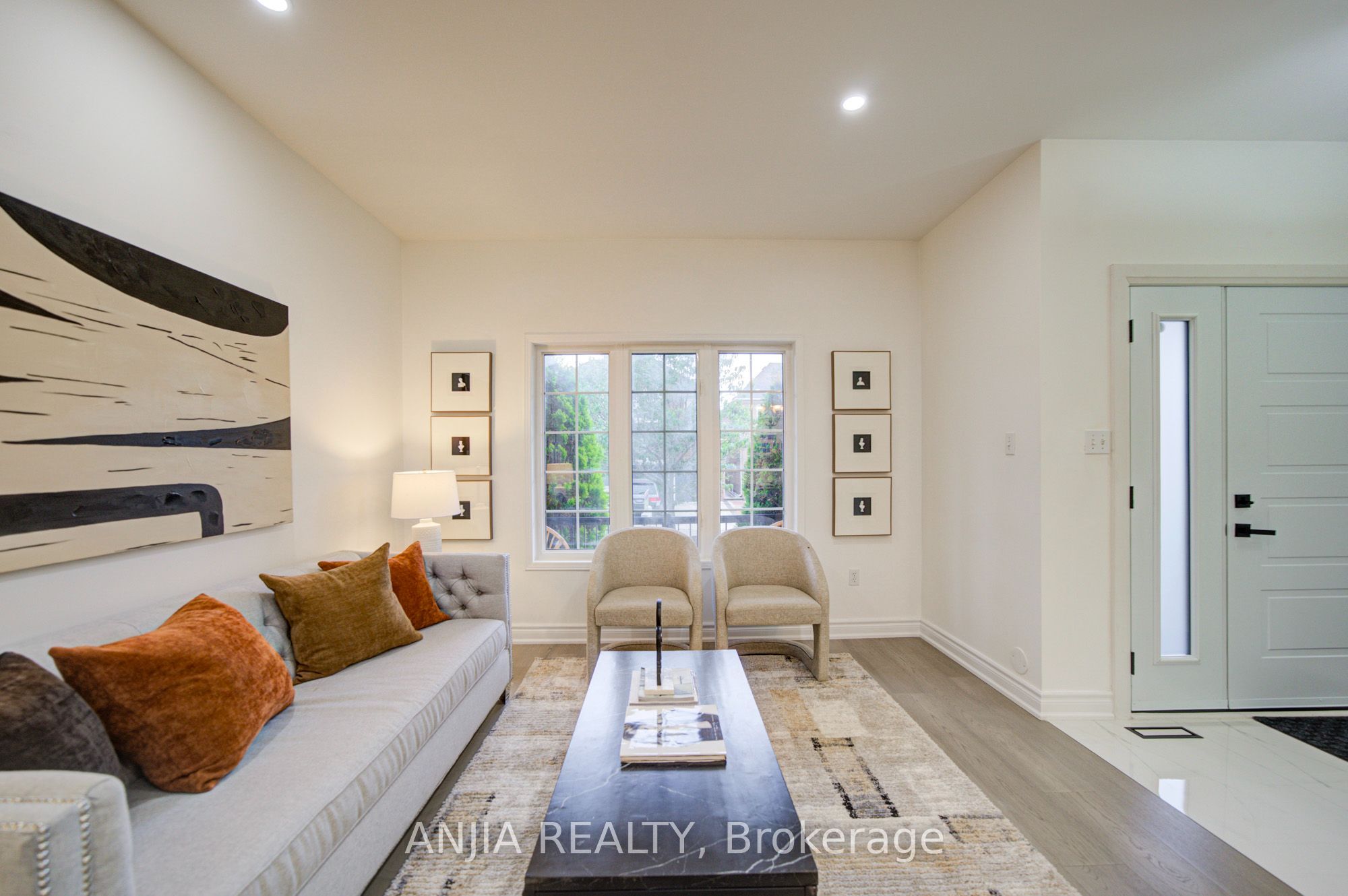 203 Fred Mclaren Boulevard Property Photo 6