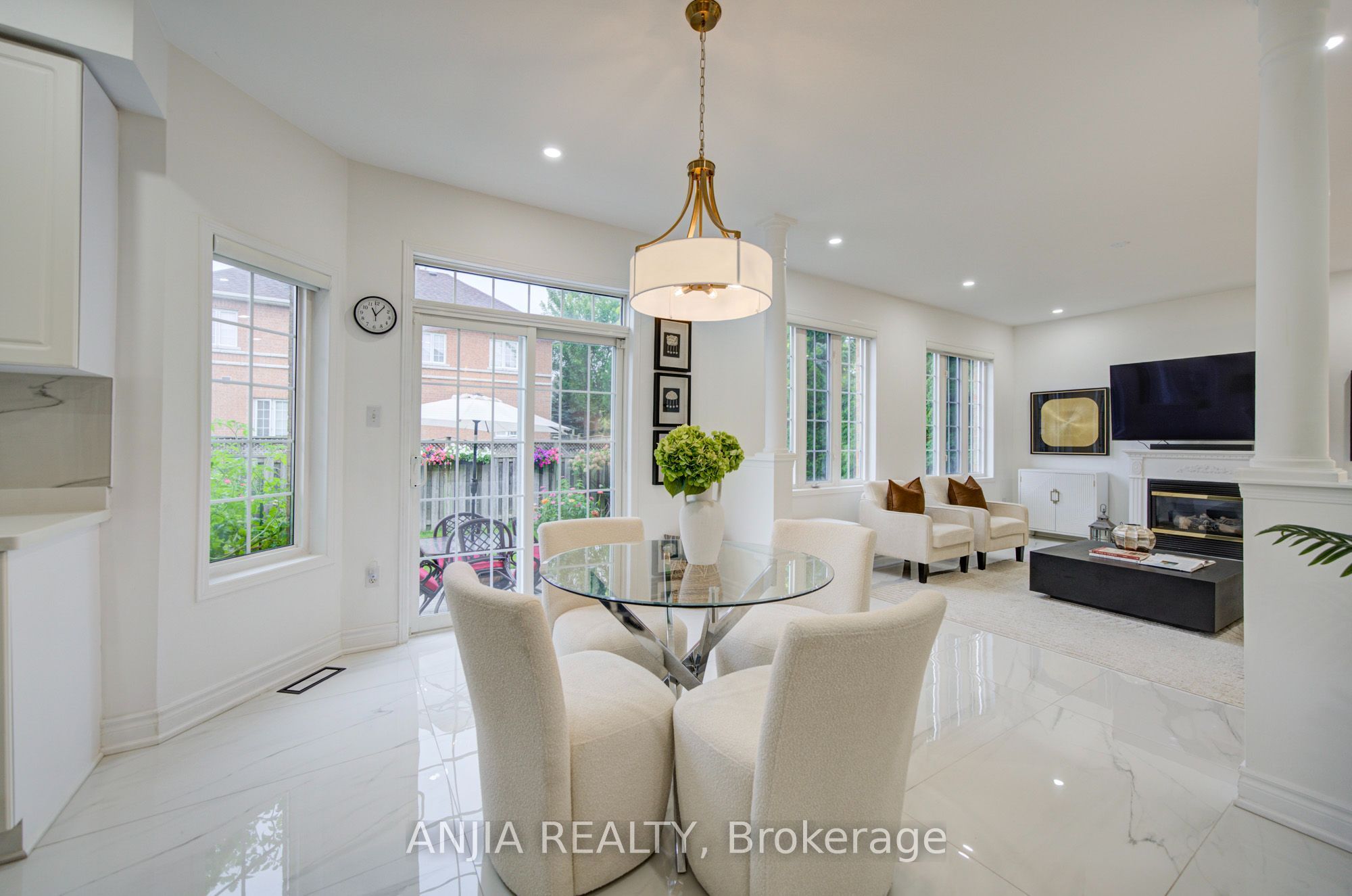 203 Fred Mclaren Boulevard Property Photo 12