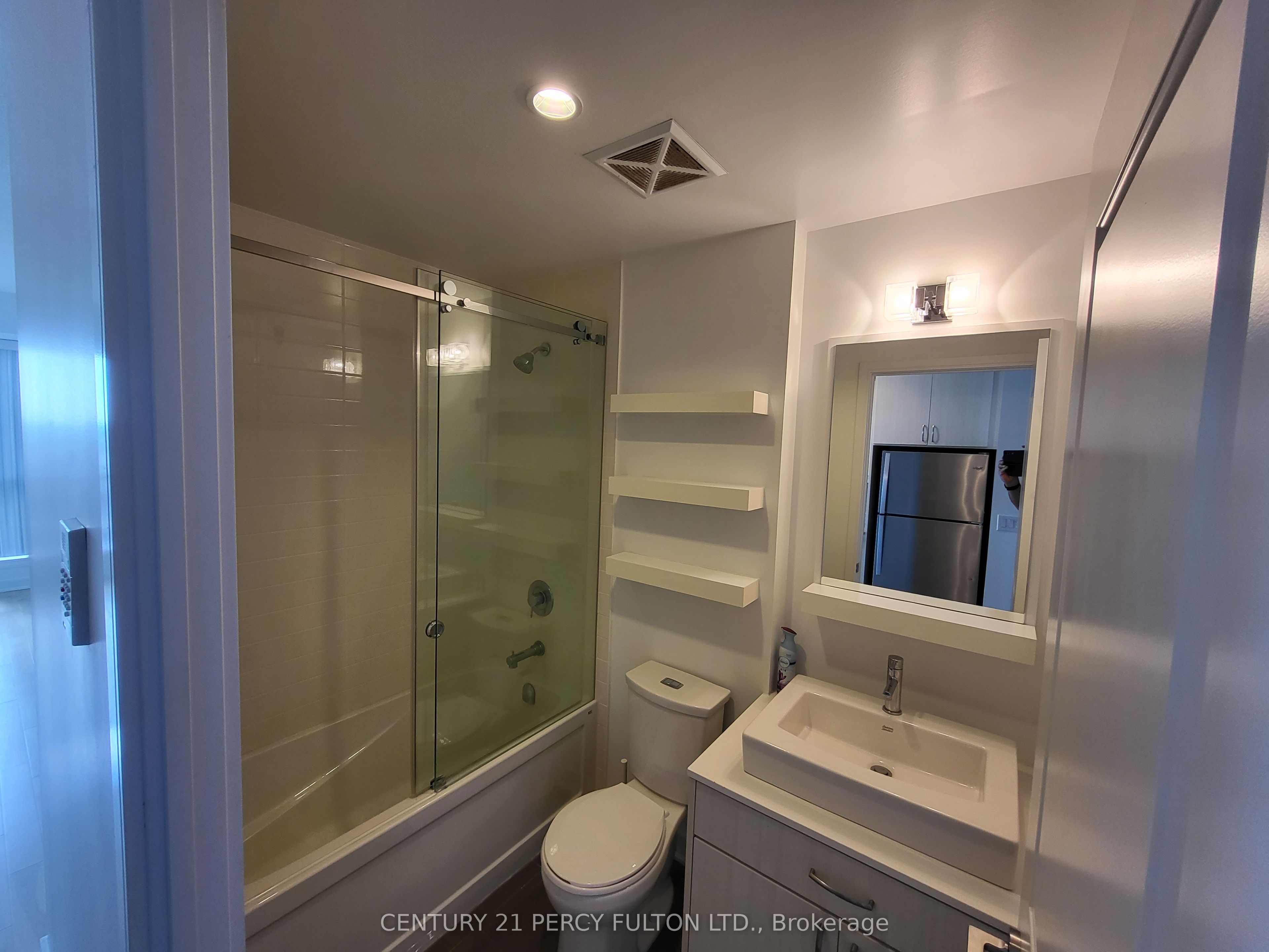 9201 Yonge Street Nw 2008 Property Photo 14
