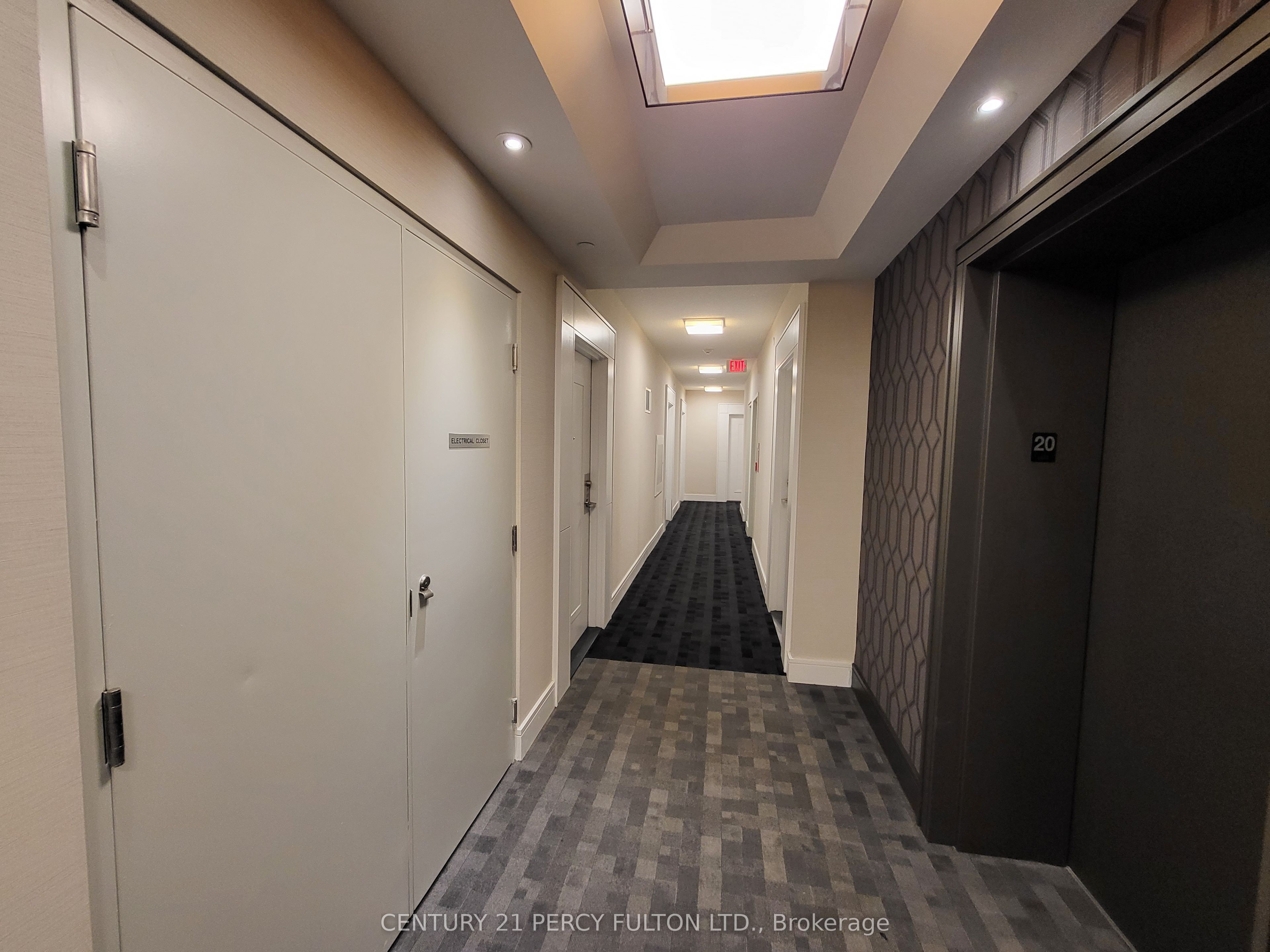 9201 Yonge Street Nw 2008 Property Photo 21
