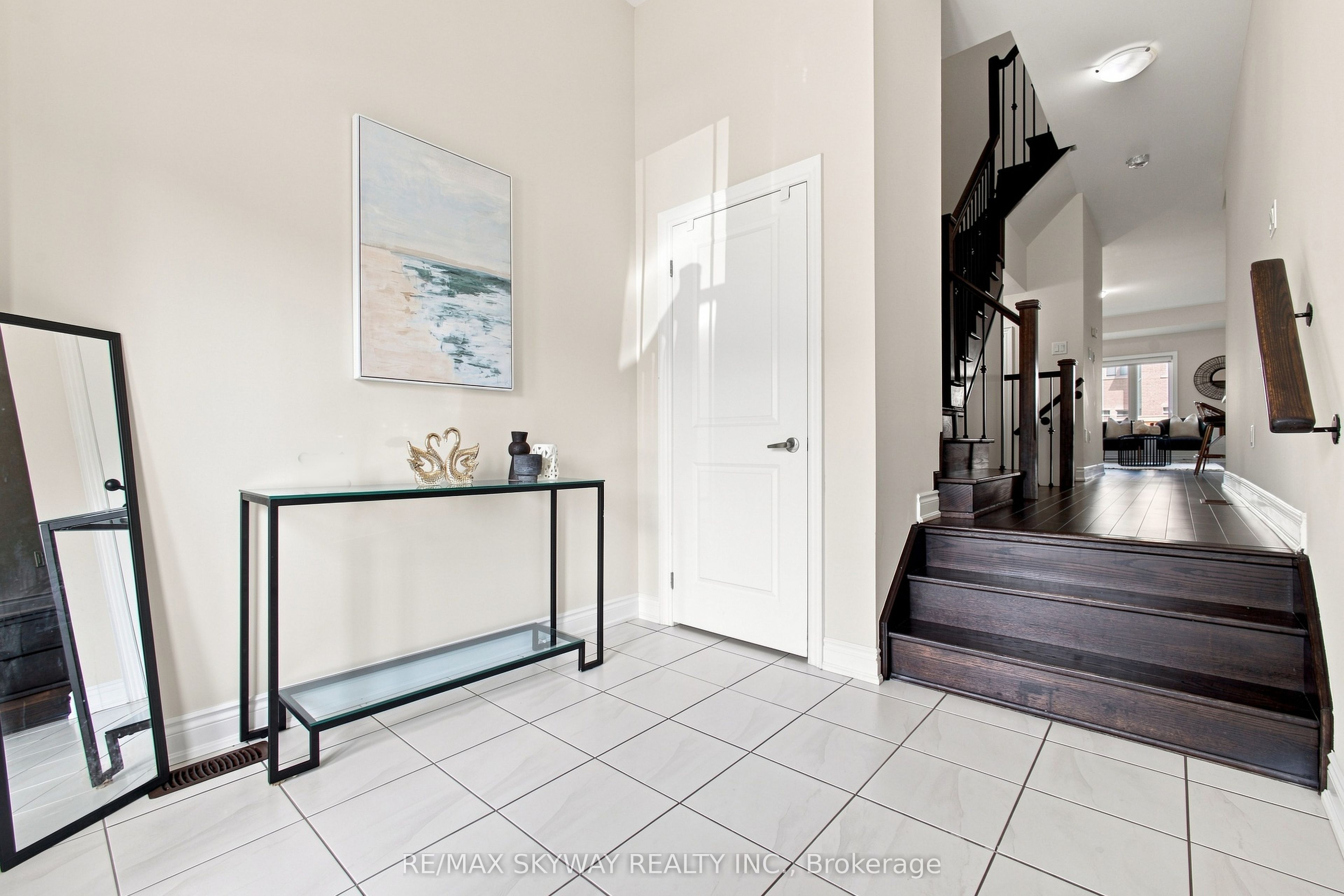 60 Lorne Thomas Place Property Photo 10