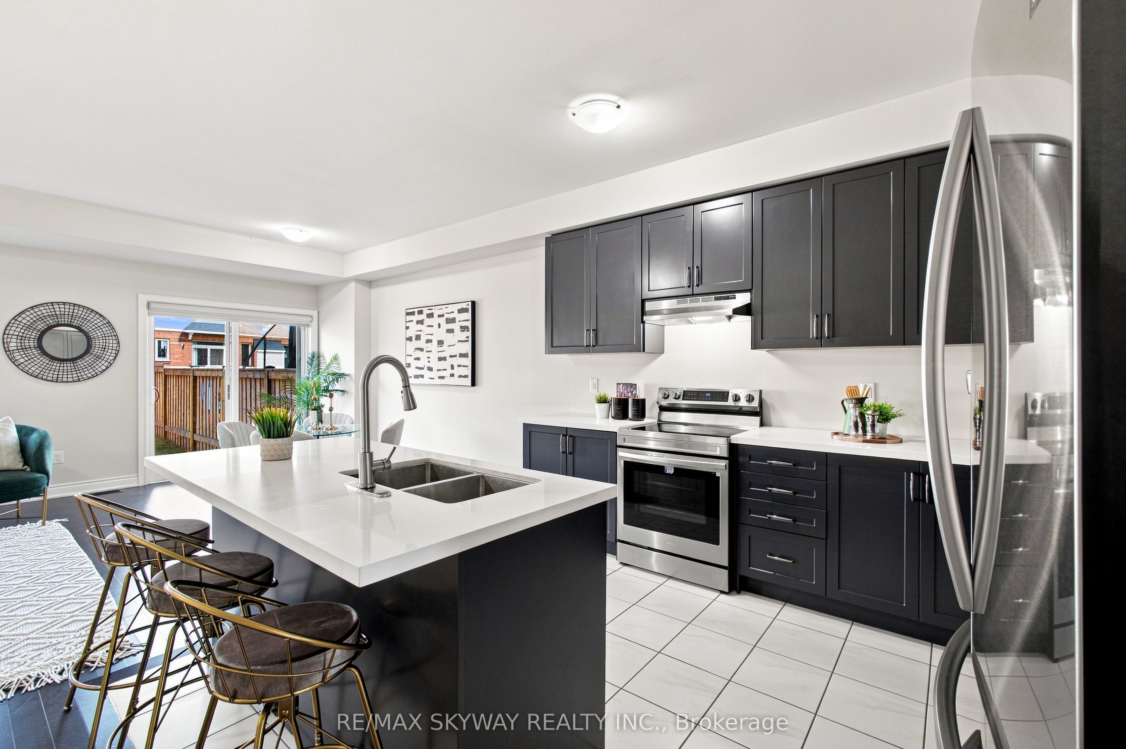 60 Lorne Thomas Place Property Photo 24