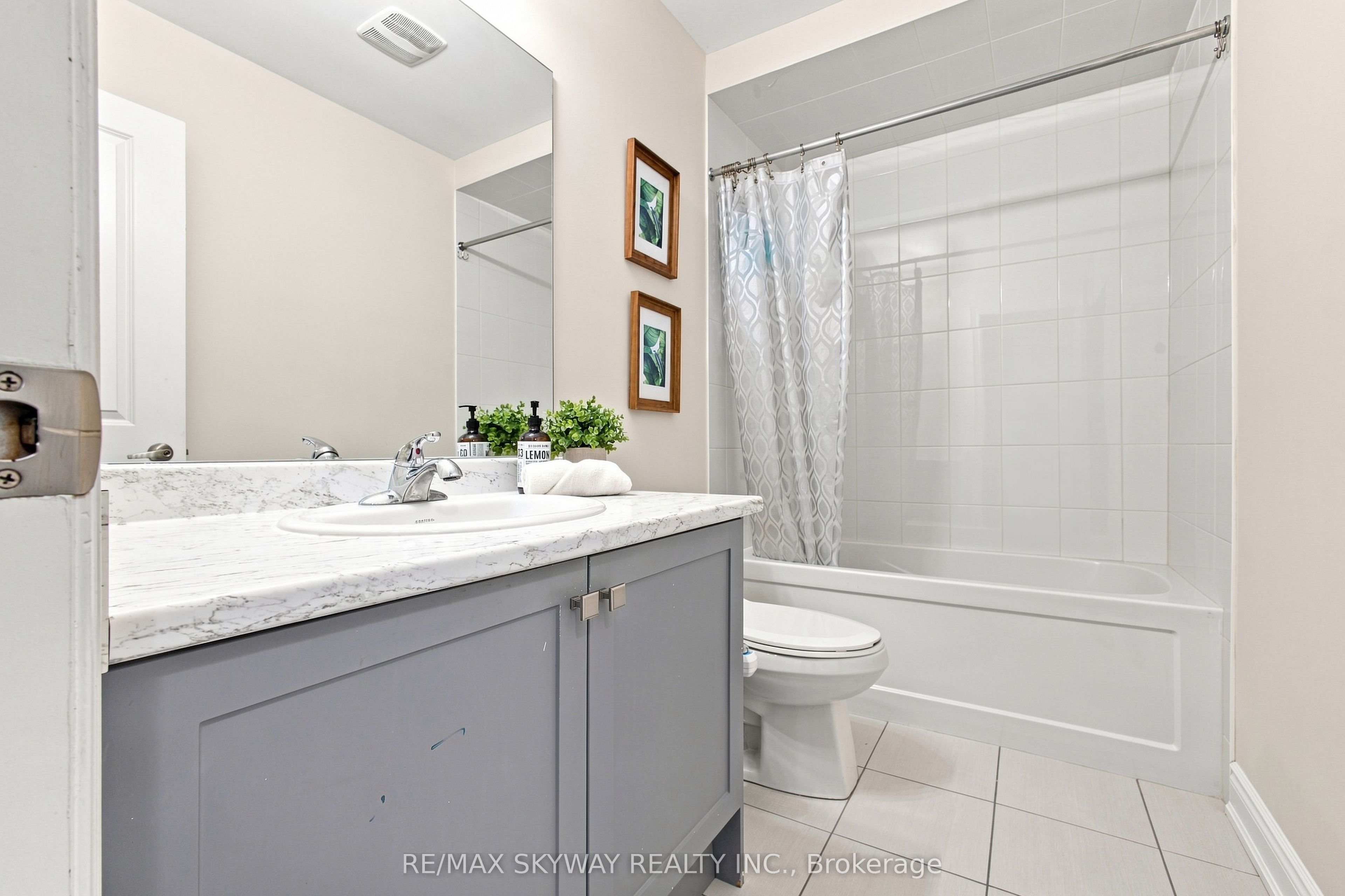 60 Lorne Thomas Place Property Photo 34