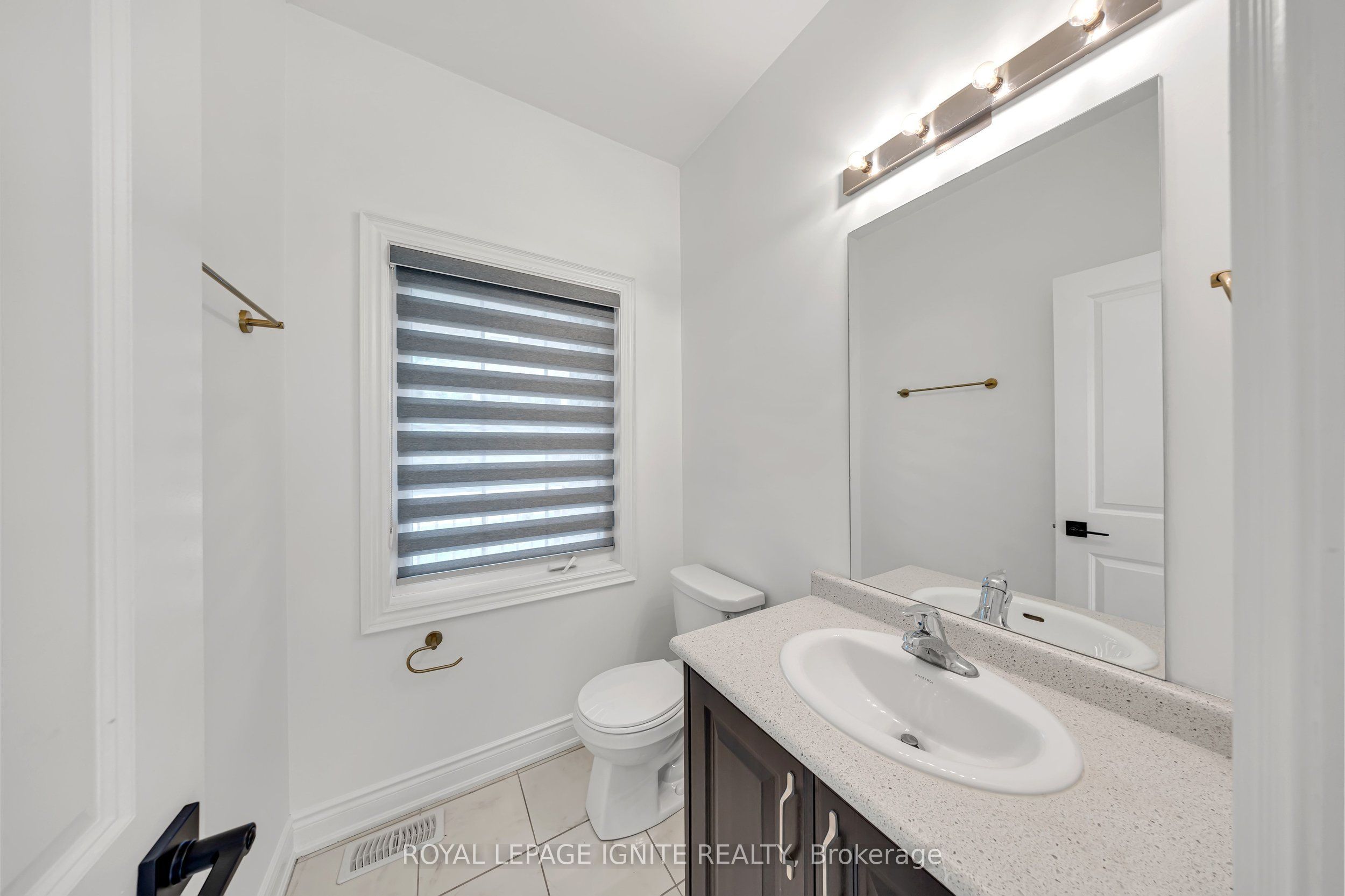 9 Alan Williams Trail Property Photo 7