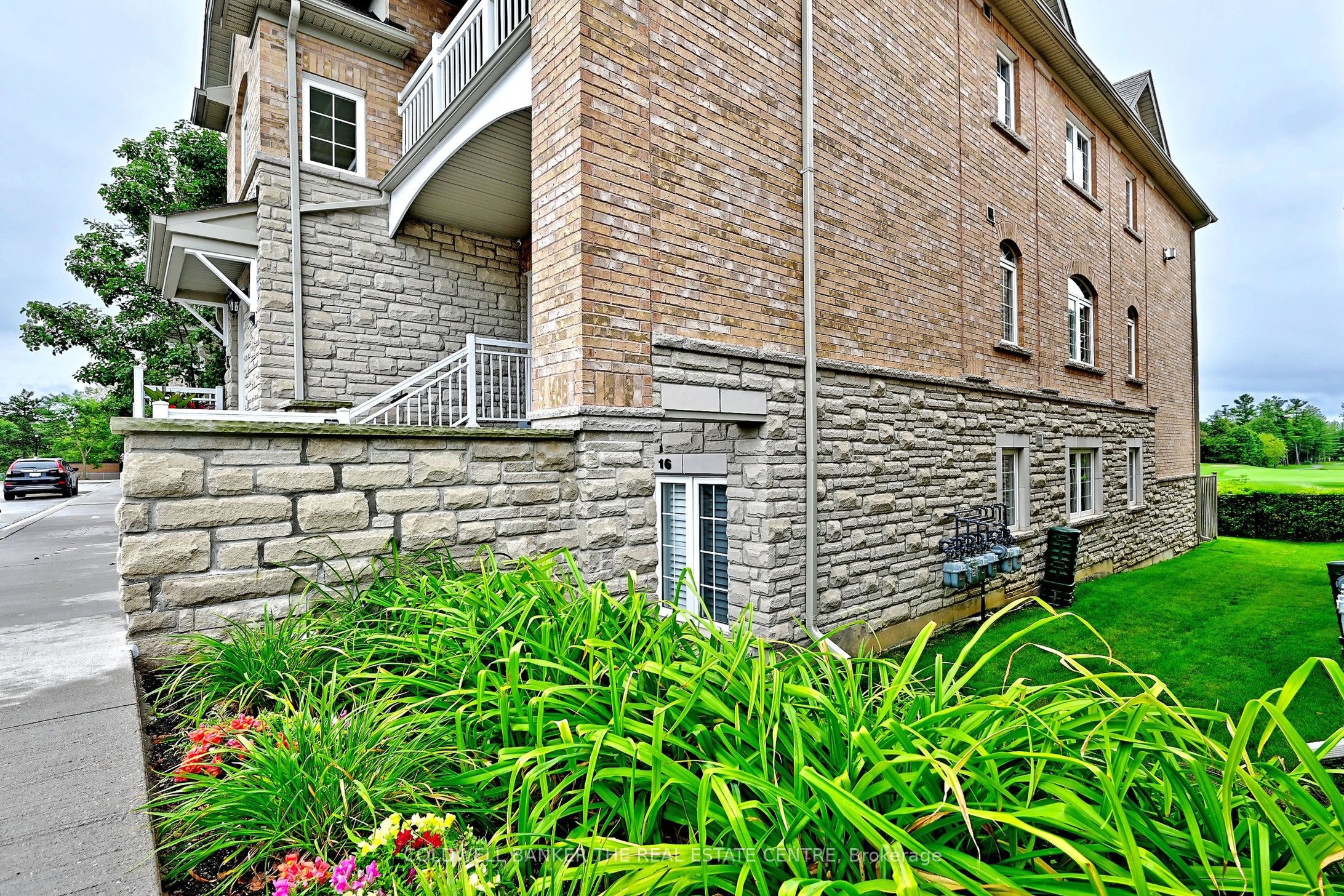 520 Silken Laumann Drive 16 Property Photo 43