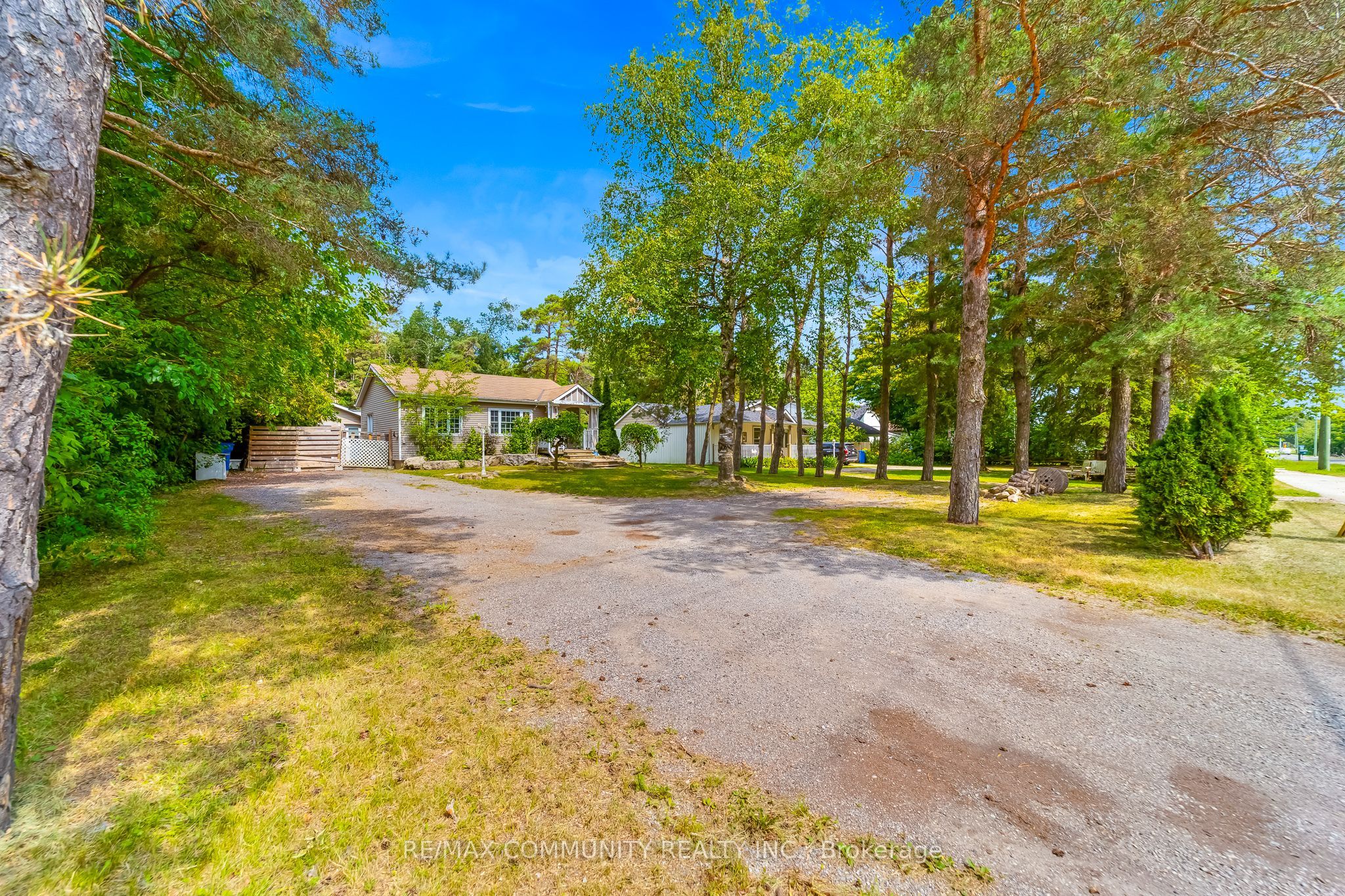 5154 Aurora Road Property Photo 1