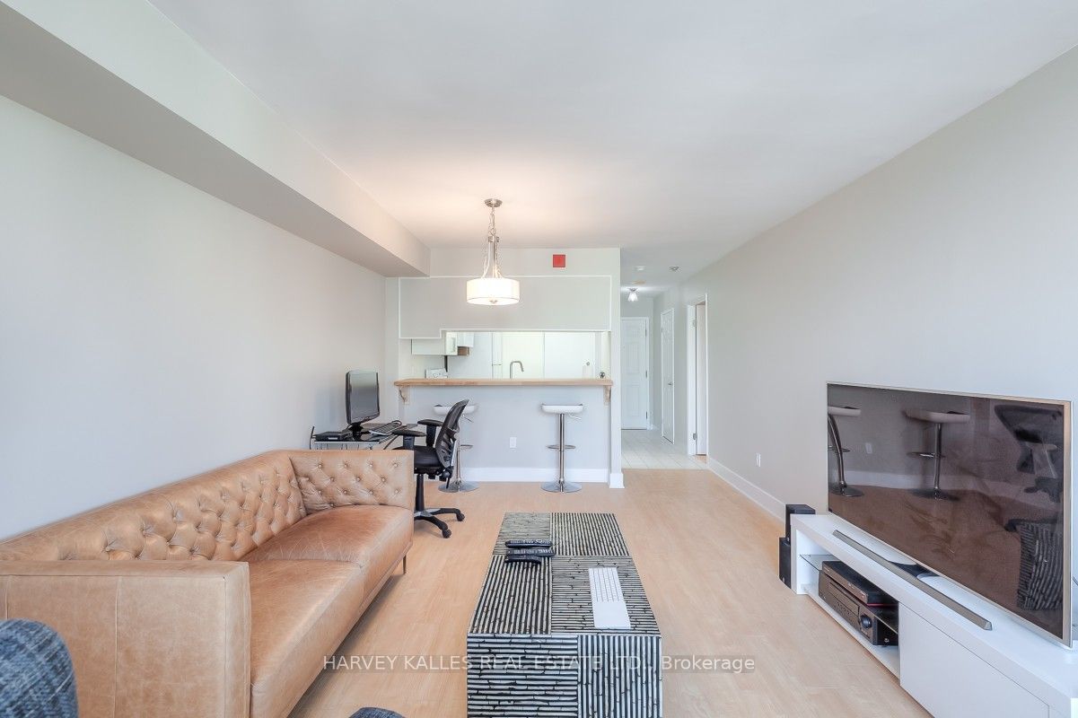 175 Cedar Avenue 710 Property Photo 2