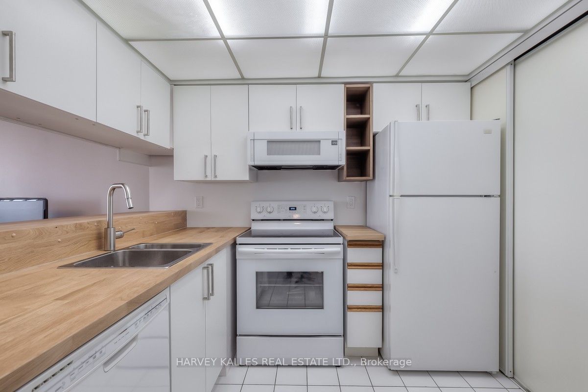 175 Cedar Avenue 710 Property Photo 4