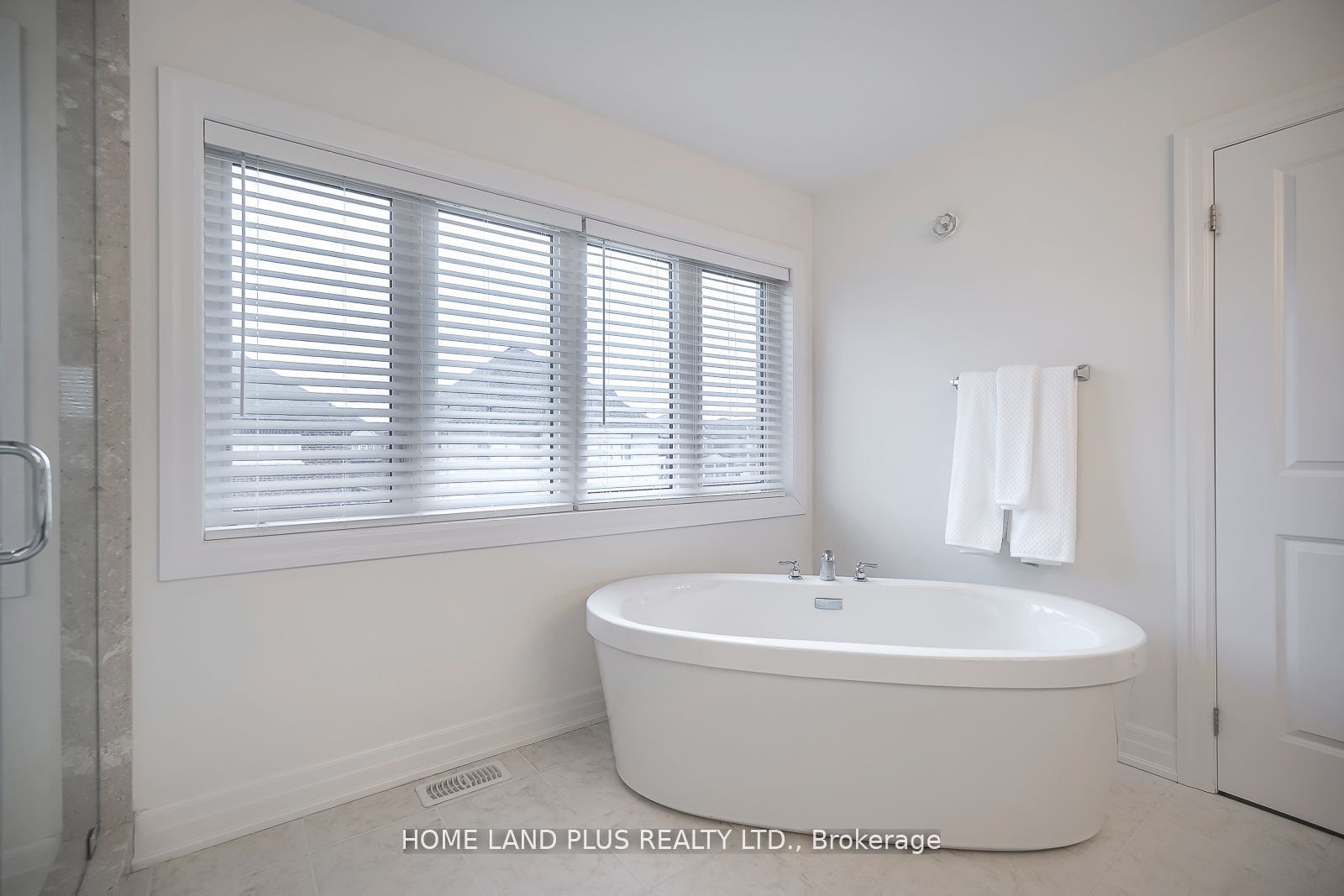 1798 Emberton Way Property Photo 30