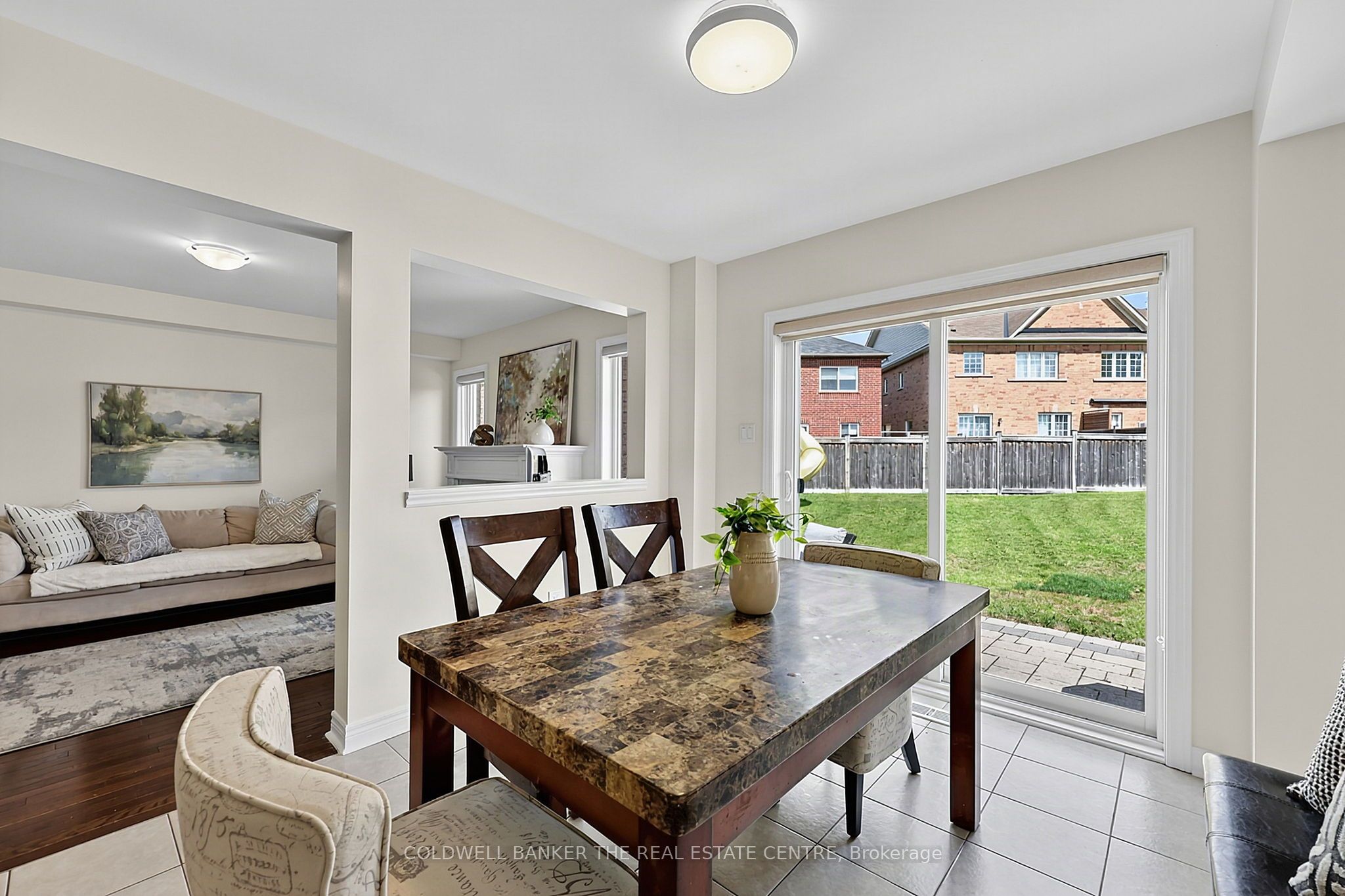 18 Herefordshire Crescent Property Photo 13