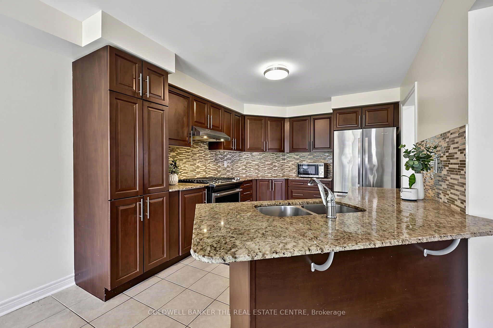 18 Herefordshire Crescent Property Photo 15
