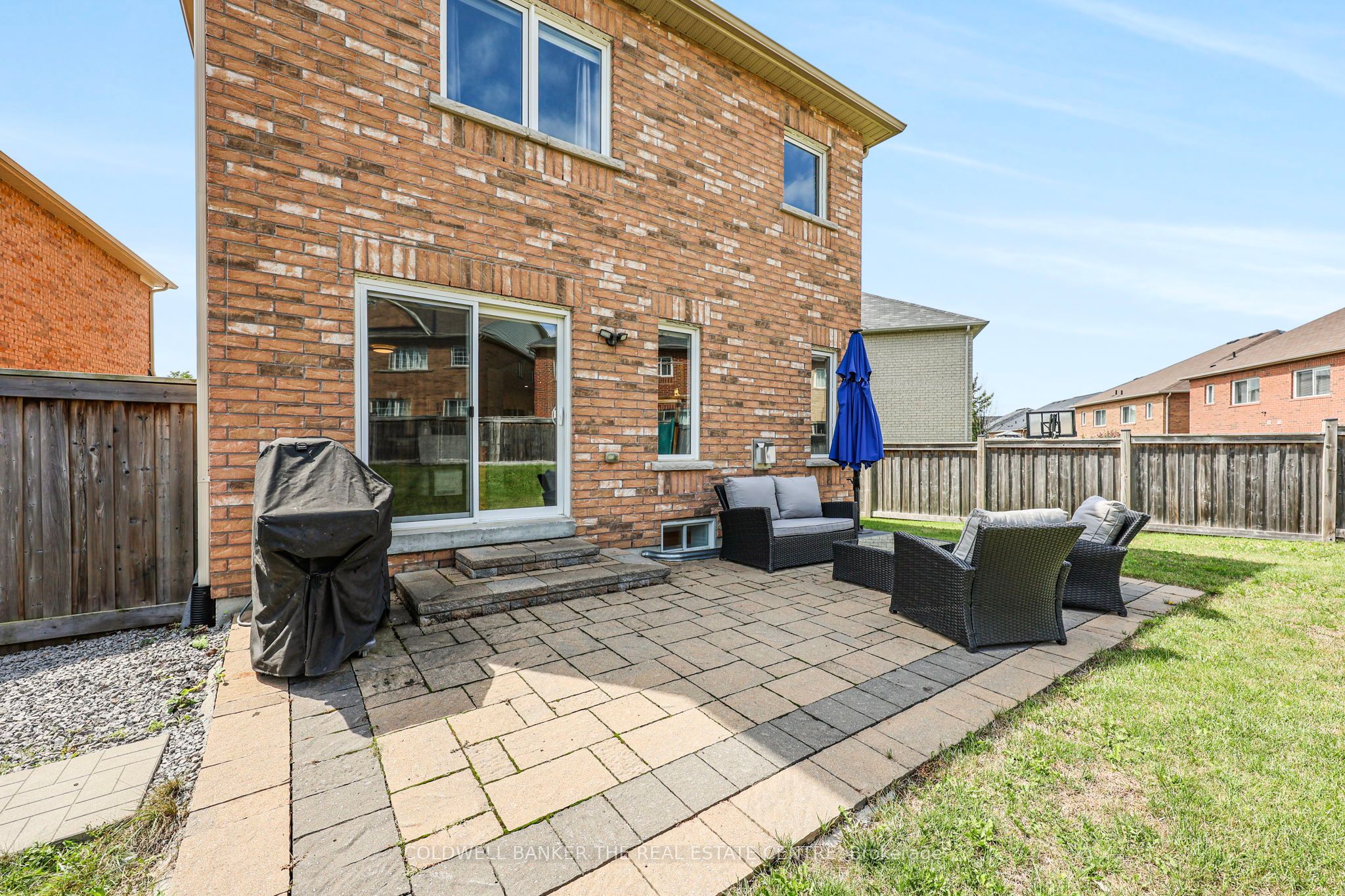 18 Herefordshire Crescent Property Photo 33