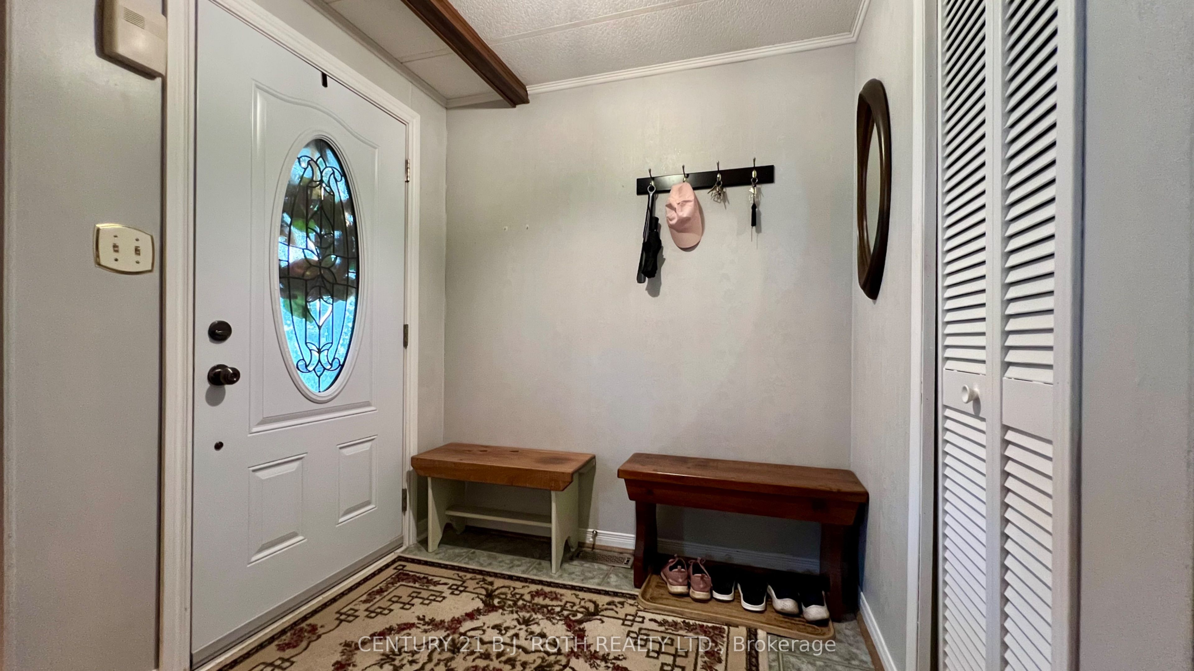 6 Walnut Court Property Photo 3