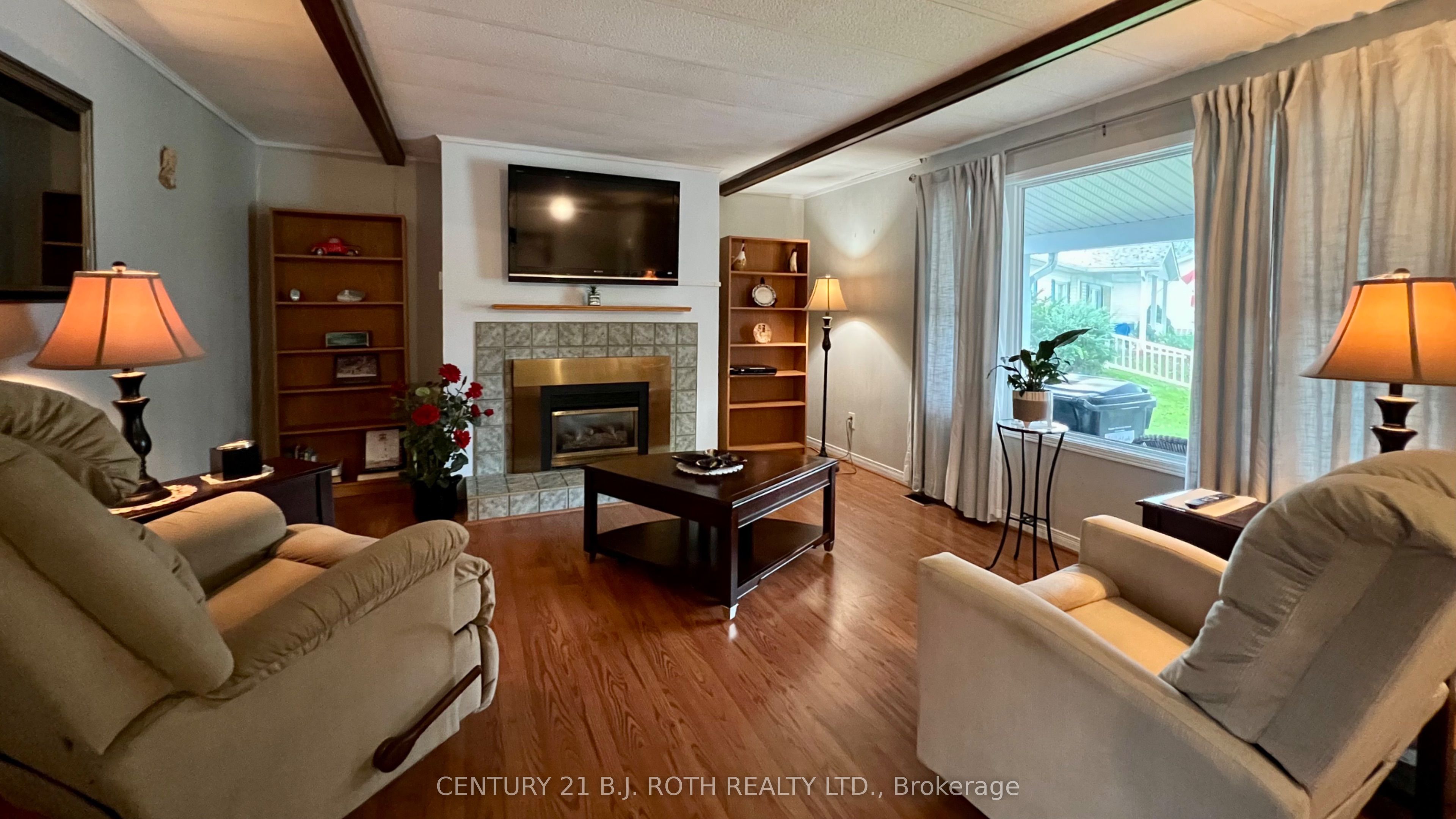 6 Walnut Court Property Photo 4