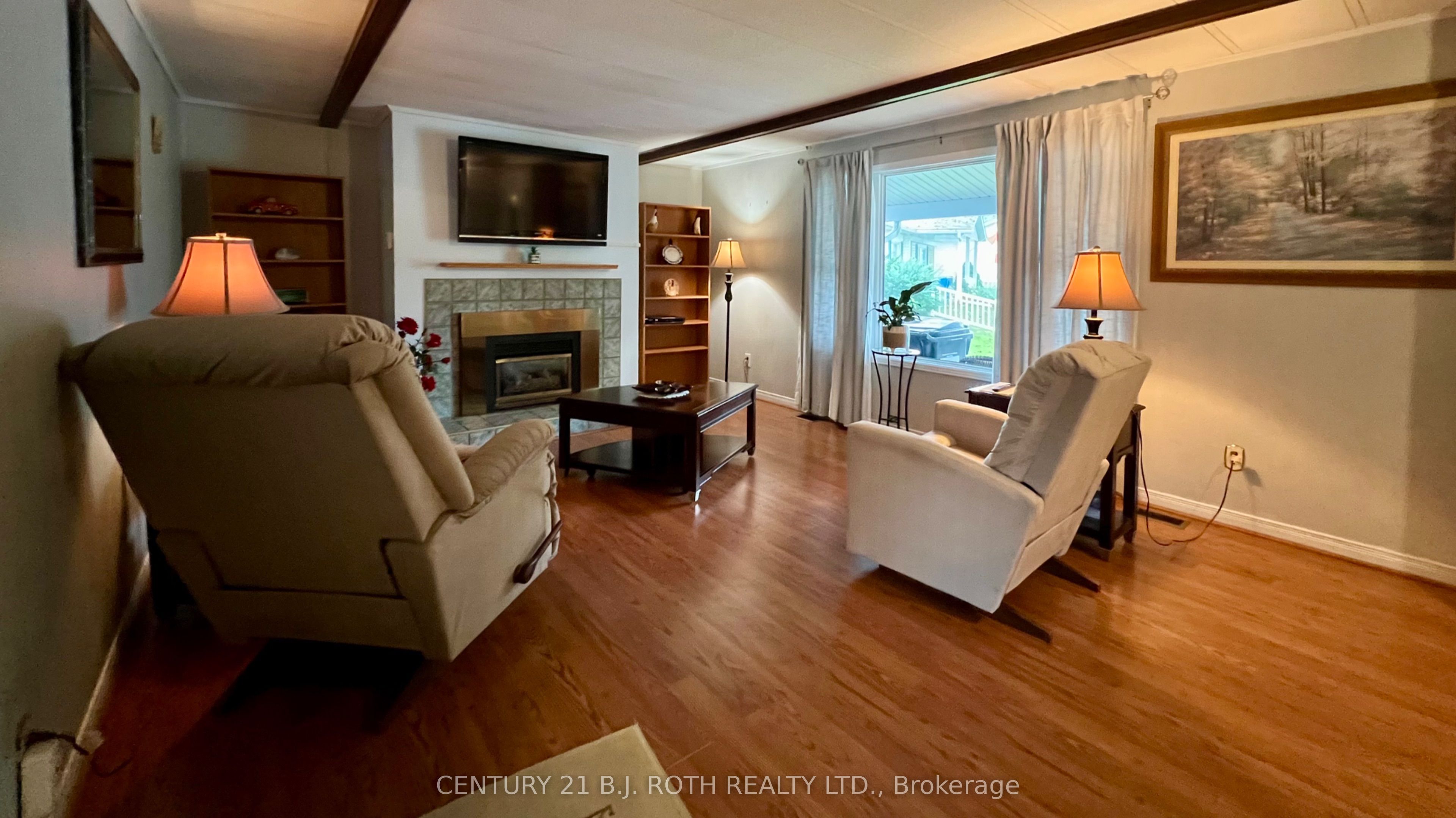 6 Walnut Court Property Photo 5