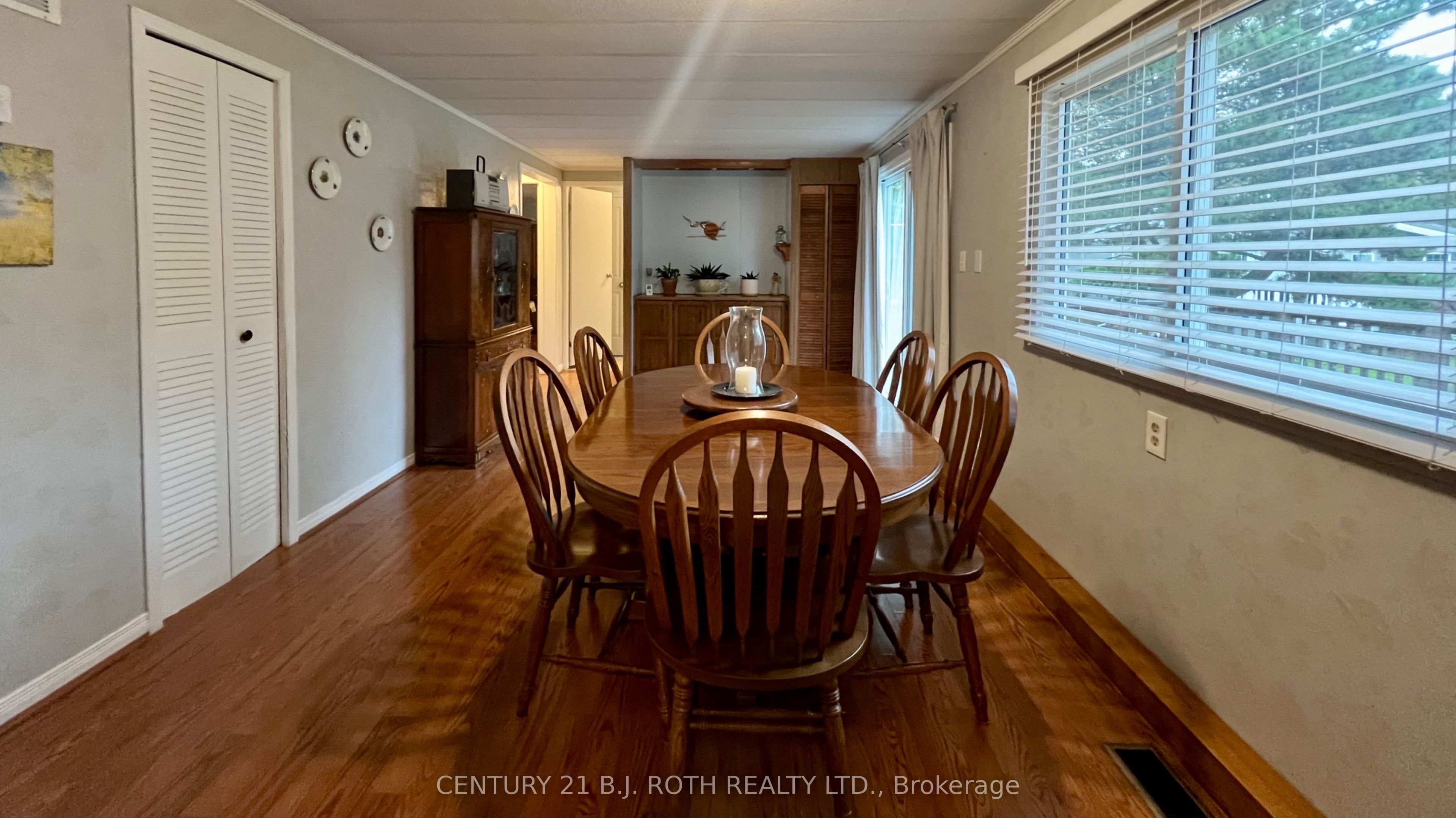 6 Walnut Court Property Photo 9