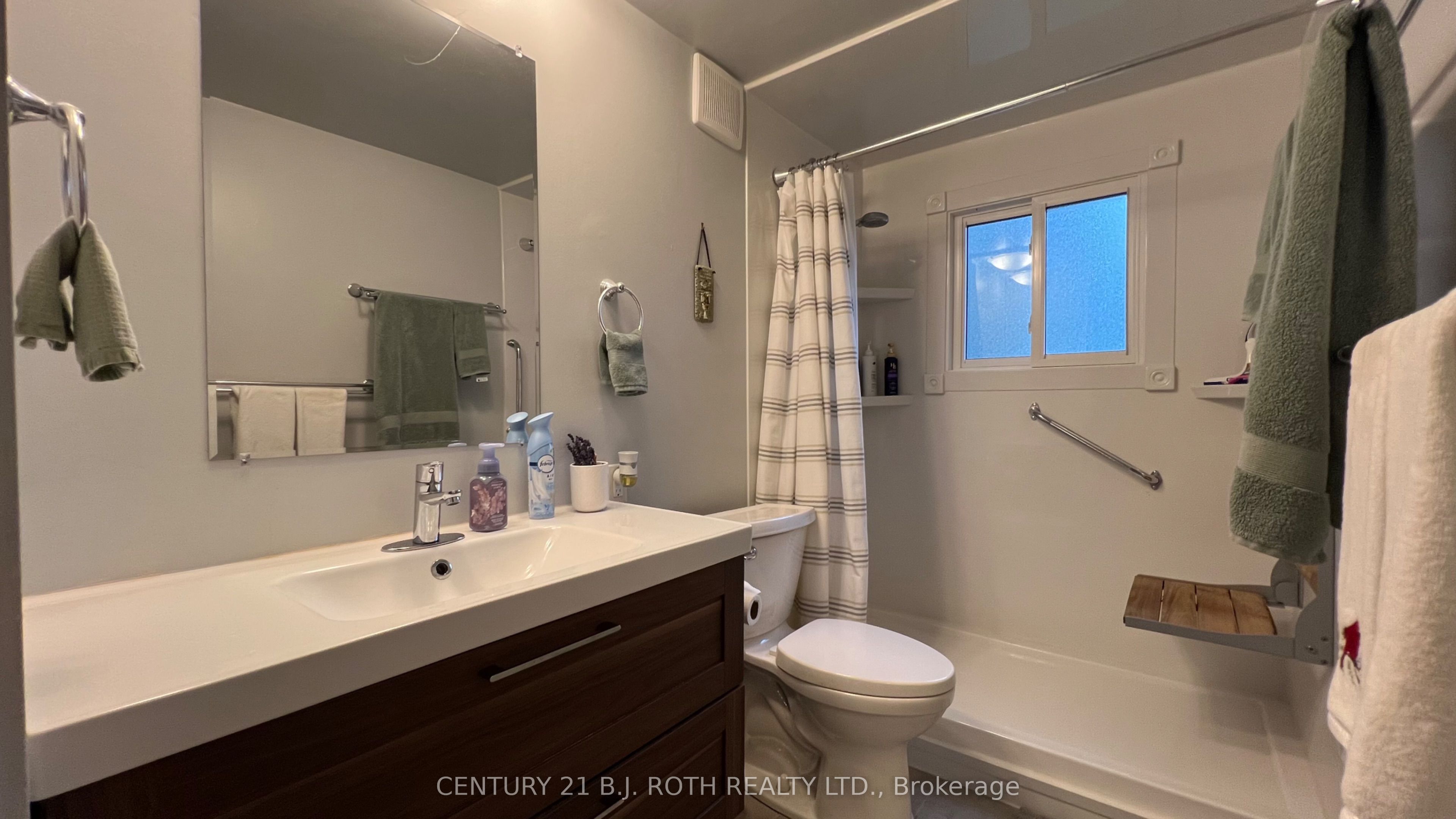 6 Walnut Court Property Photo 12