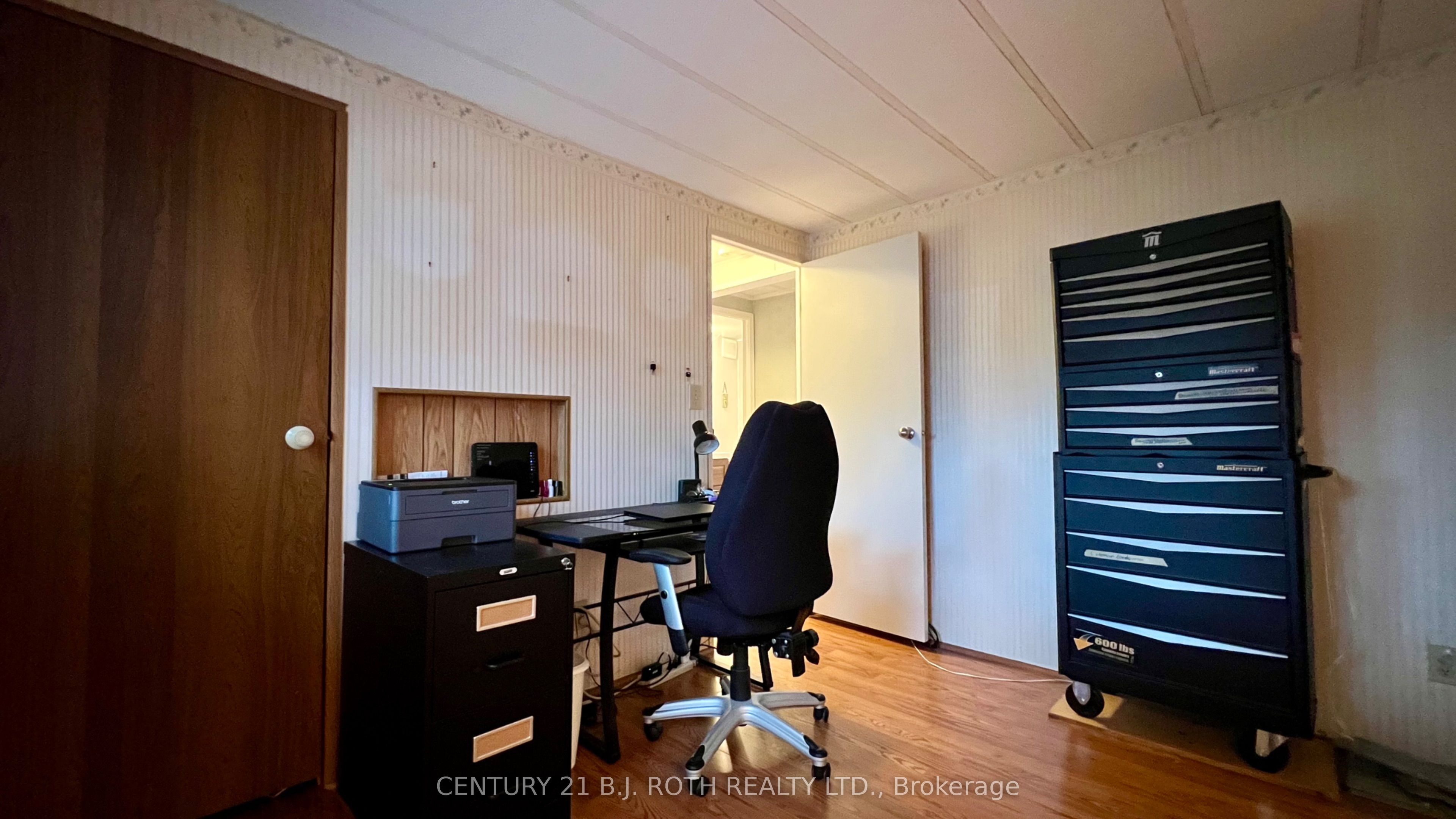 6 Walnut Court Property Photo 18