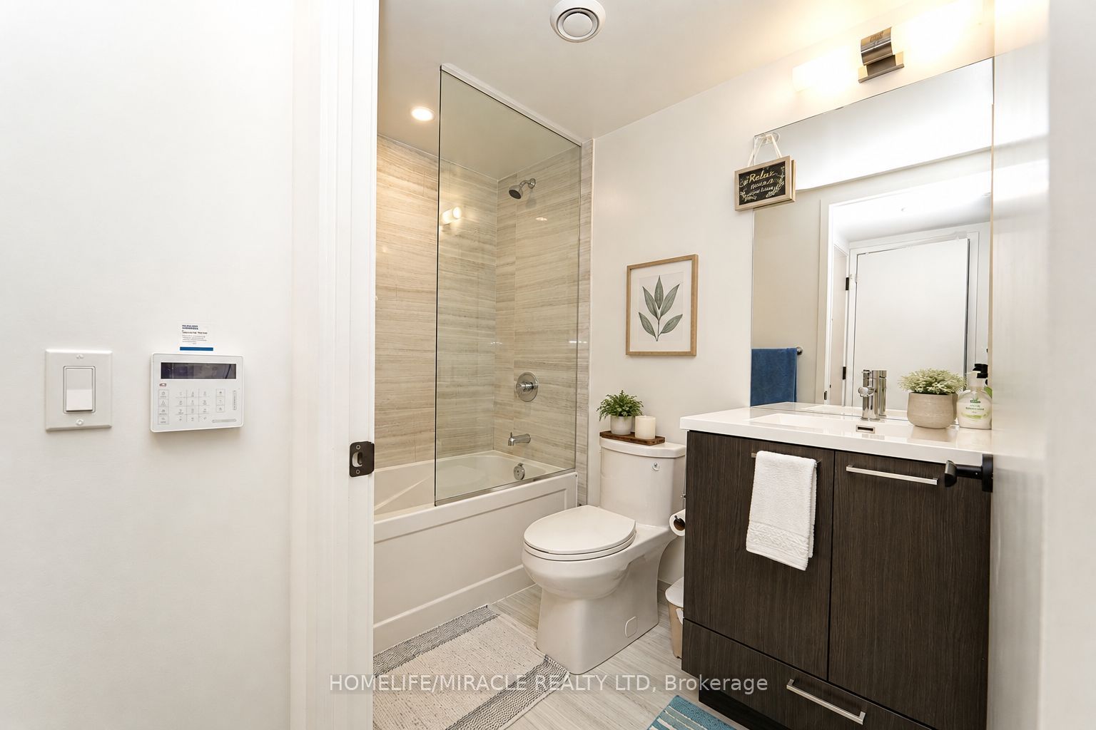 195 Commerce Street 3612 Property Photo 8