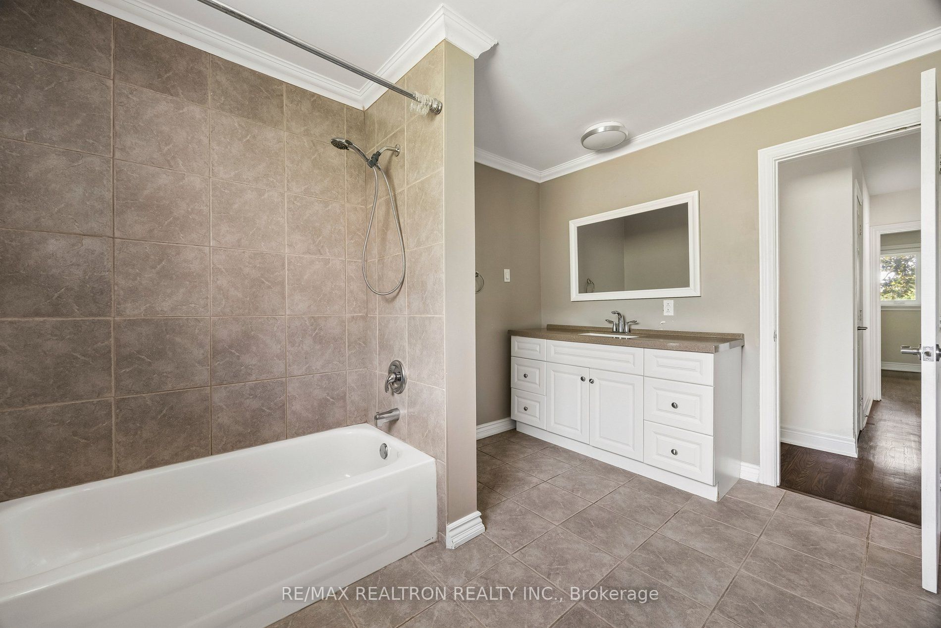 41 Hamilton Drive Property Photo 15