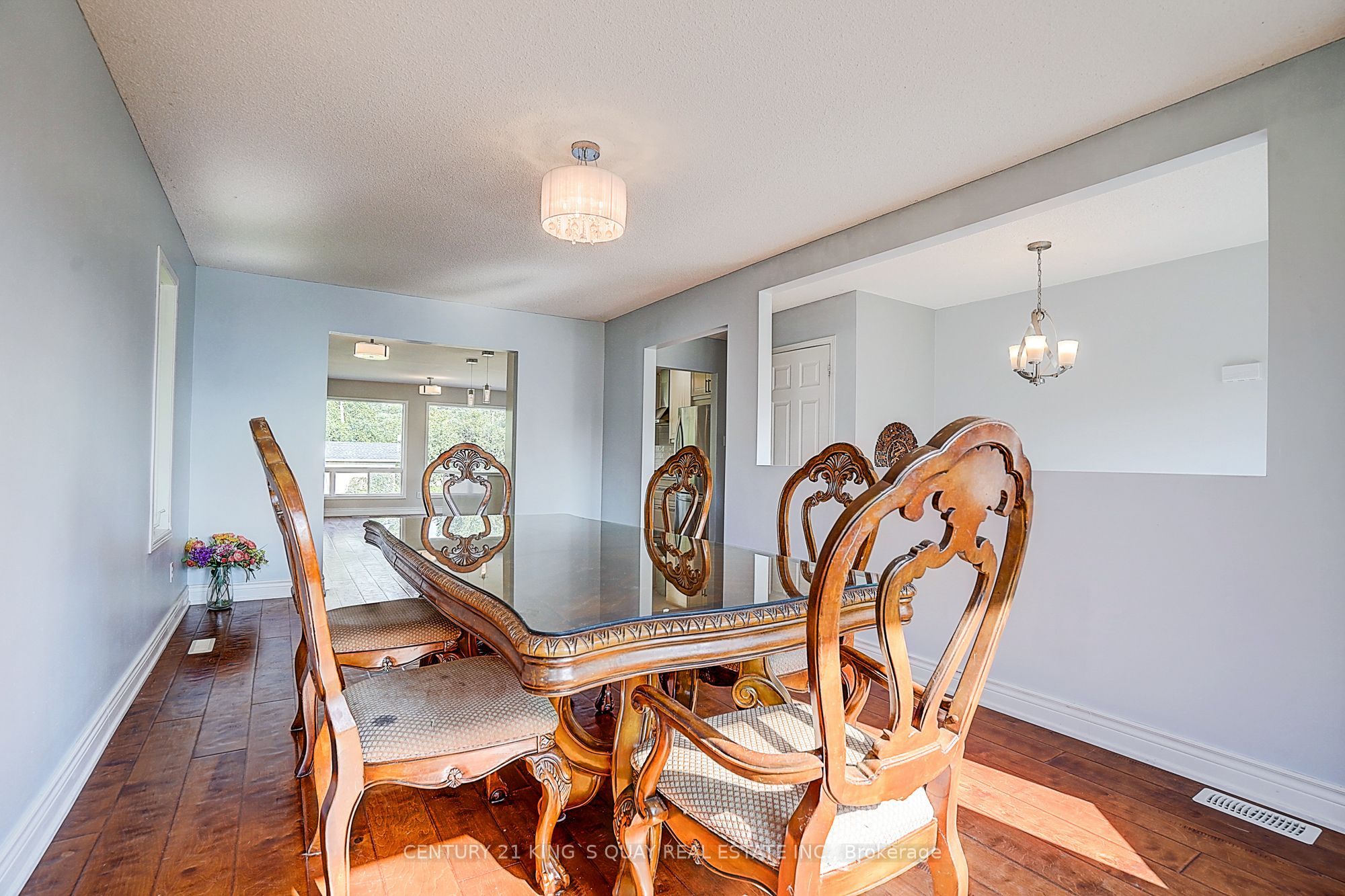 27 Windy Shore Drive Property Photo 16