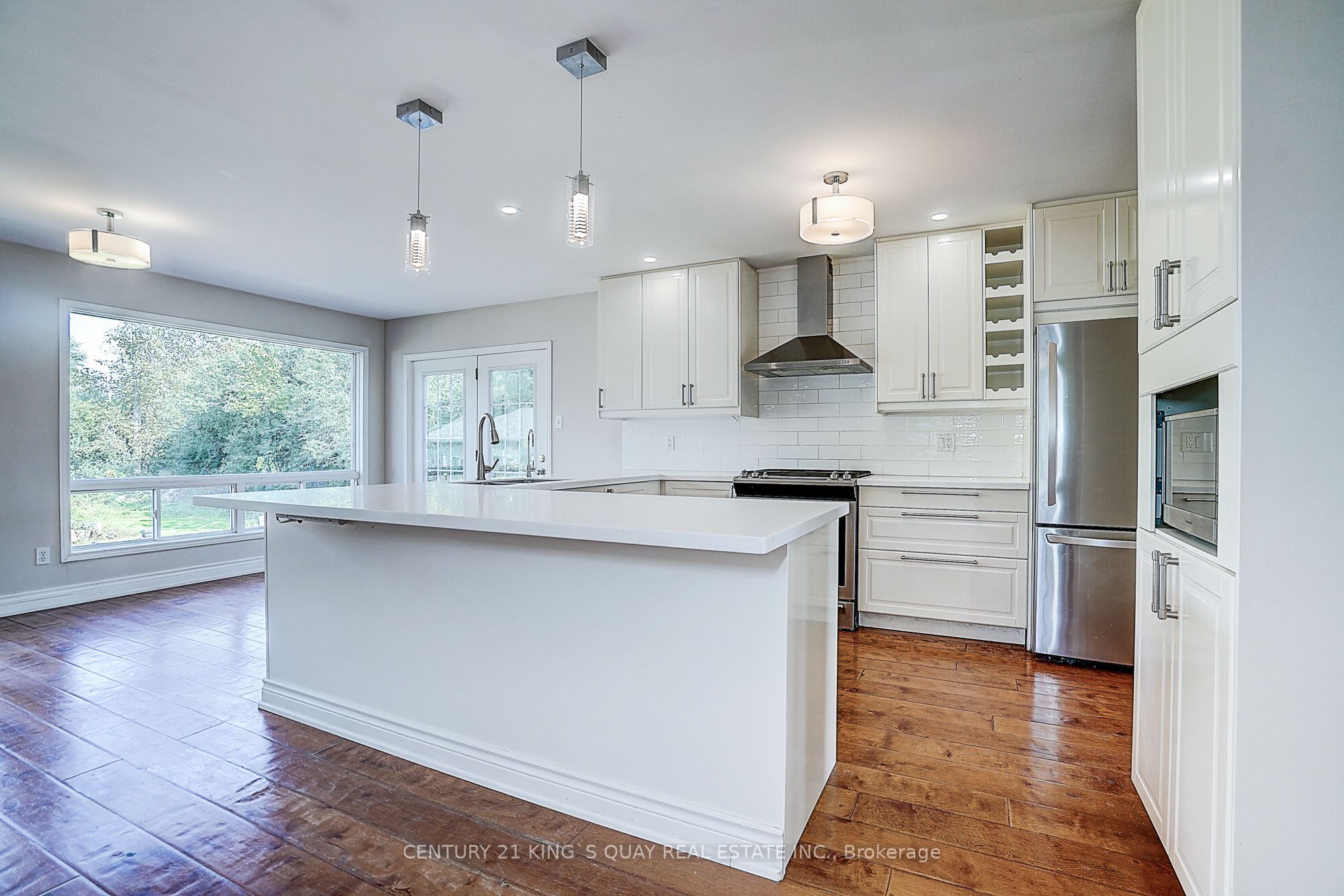 27 Windy Shore Drive Property Photo 19