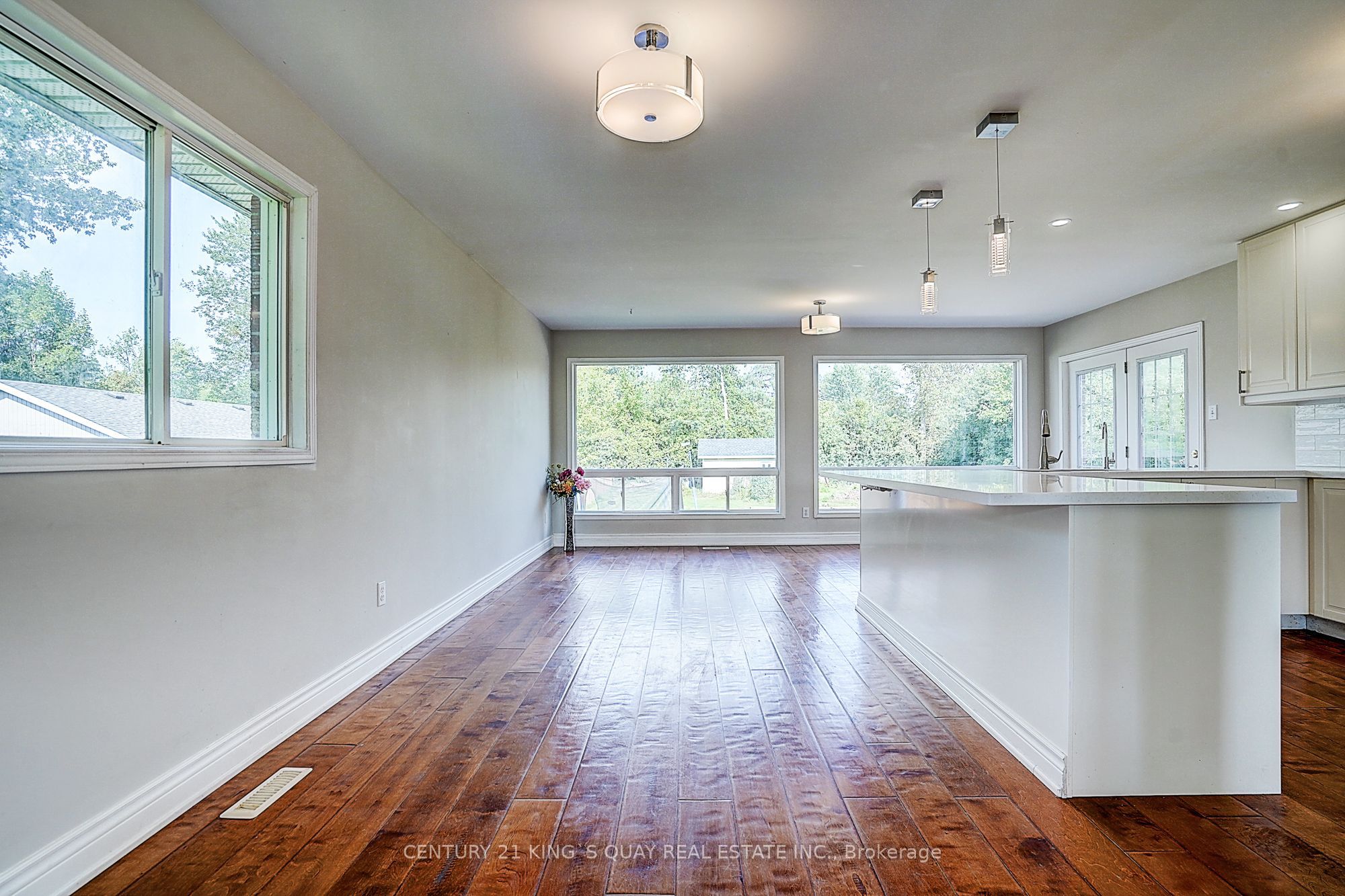 27 Windy Shore Drive Property Photo 22