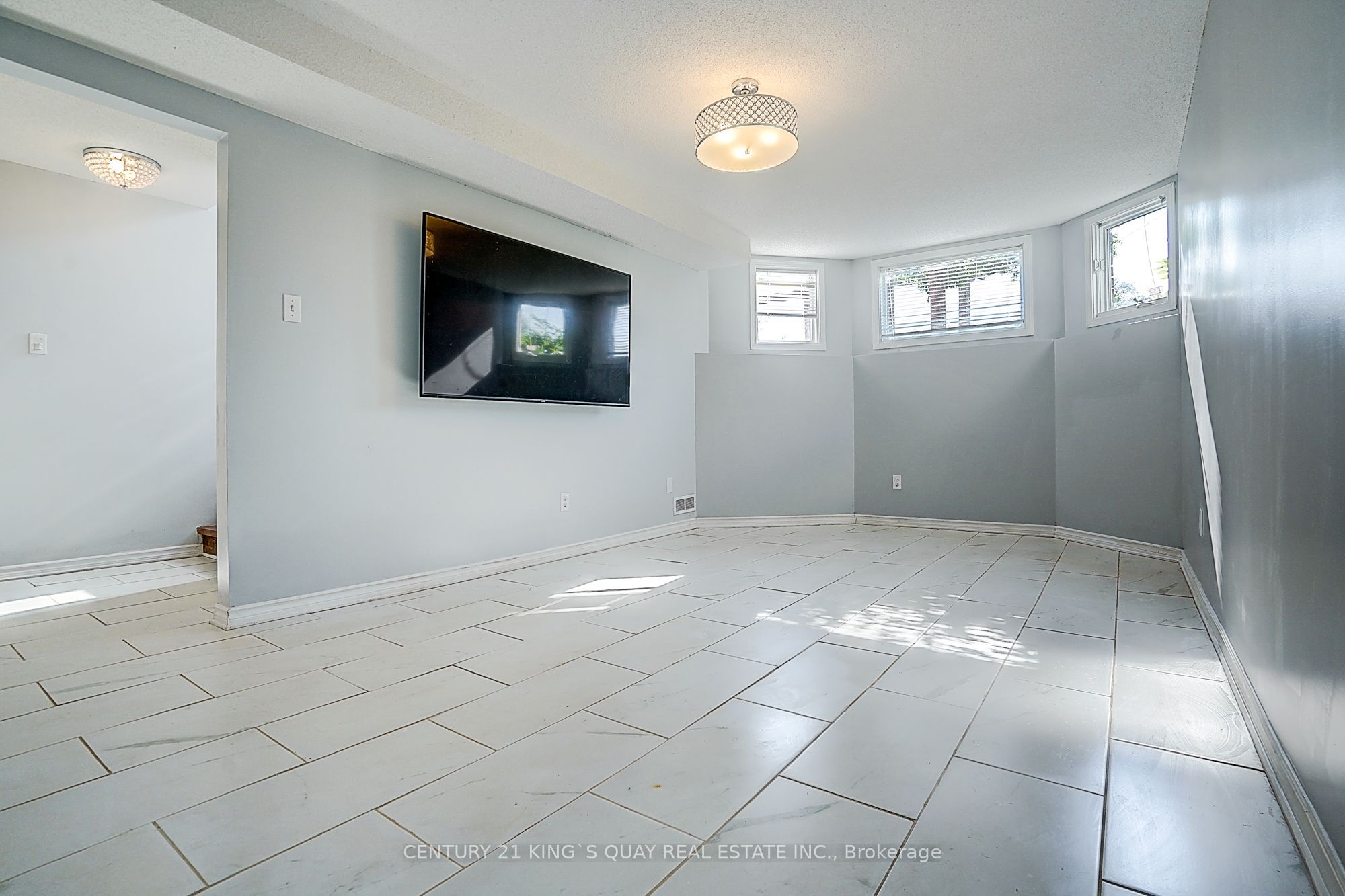 27 Windy Shore Drive Property Photo 40
