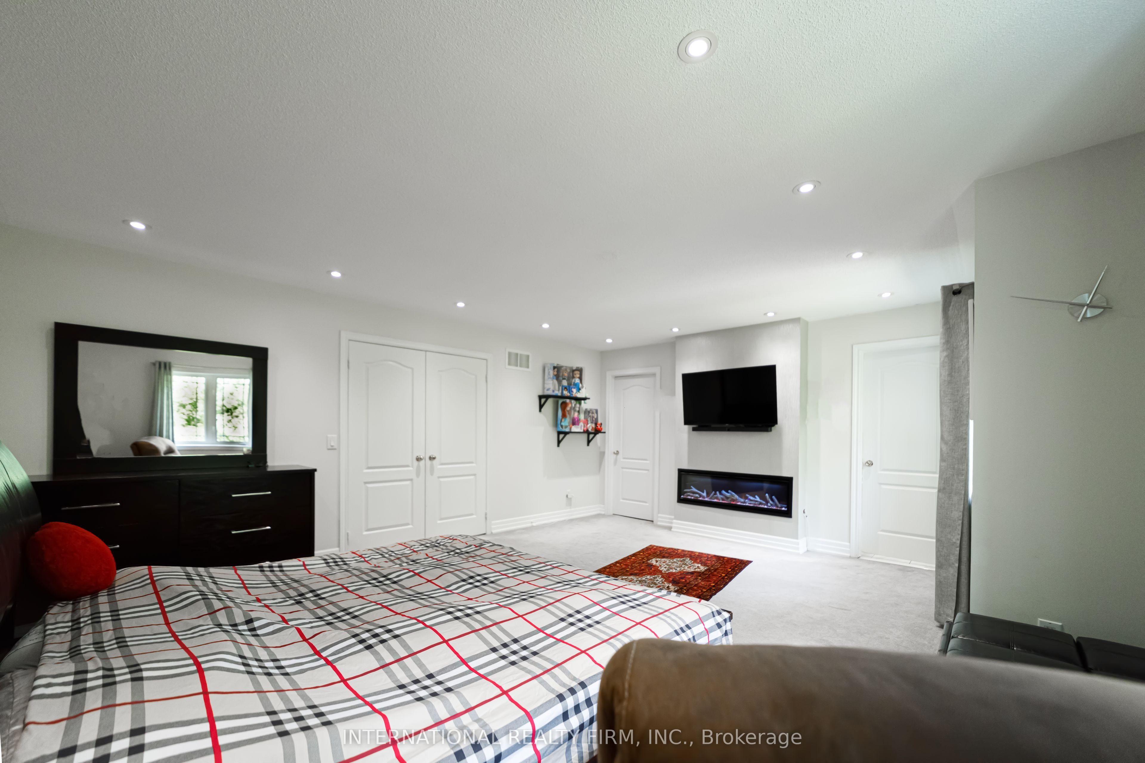 74 Regatta Avenue Property Photo 18