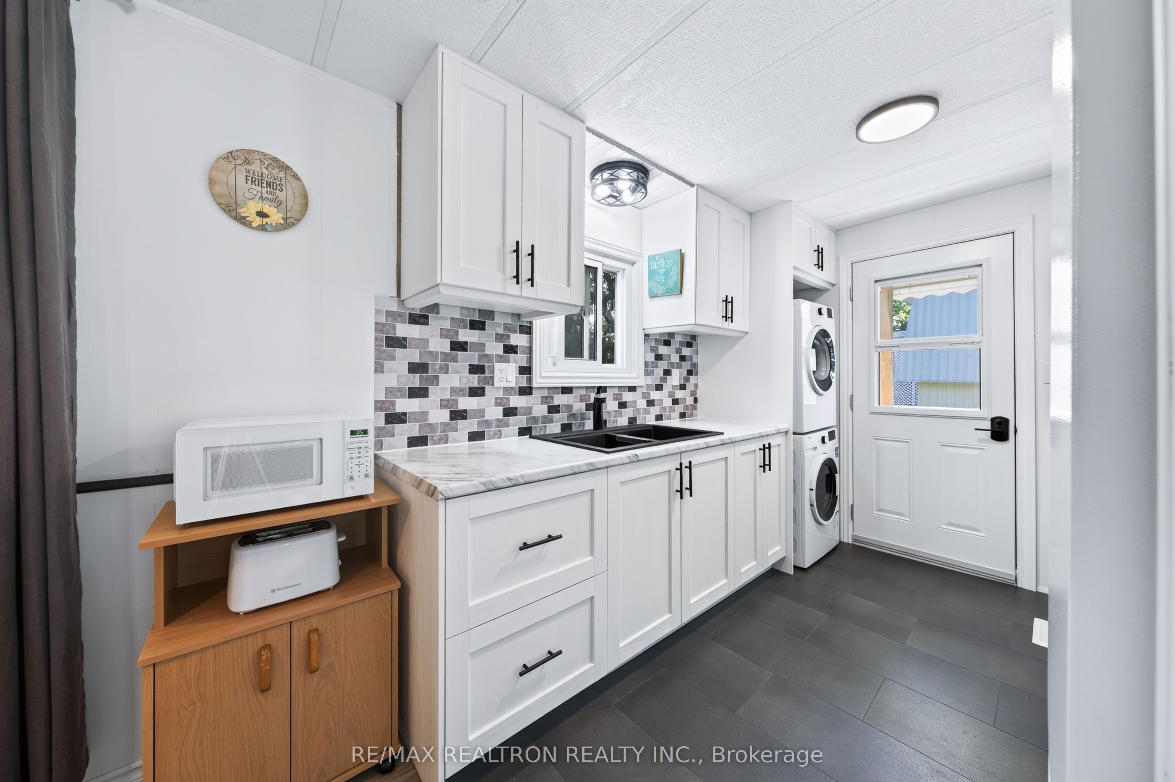 25 Cherrywood Lane Property Photo 6