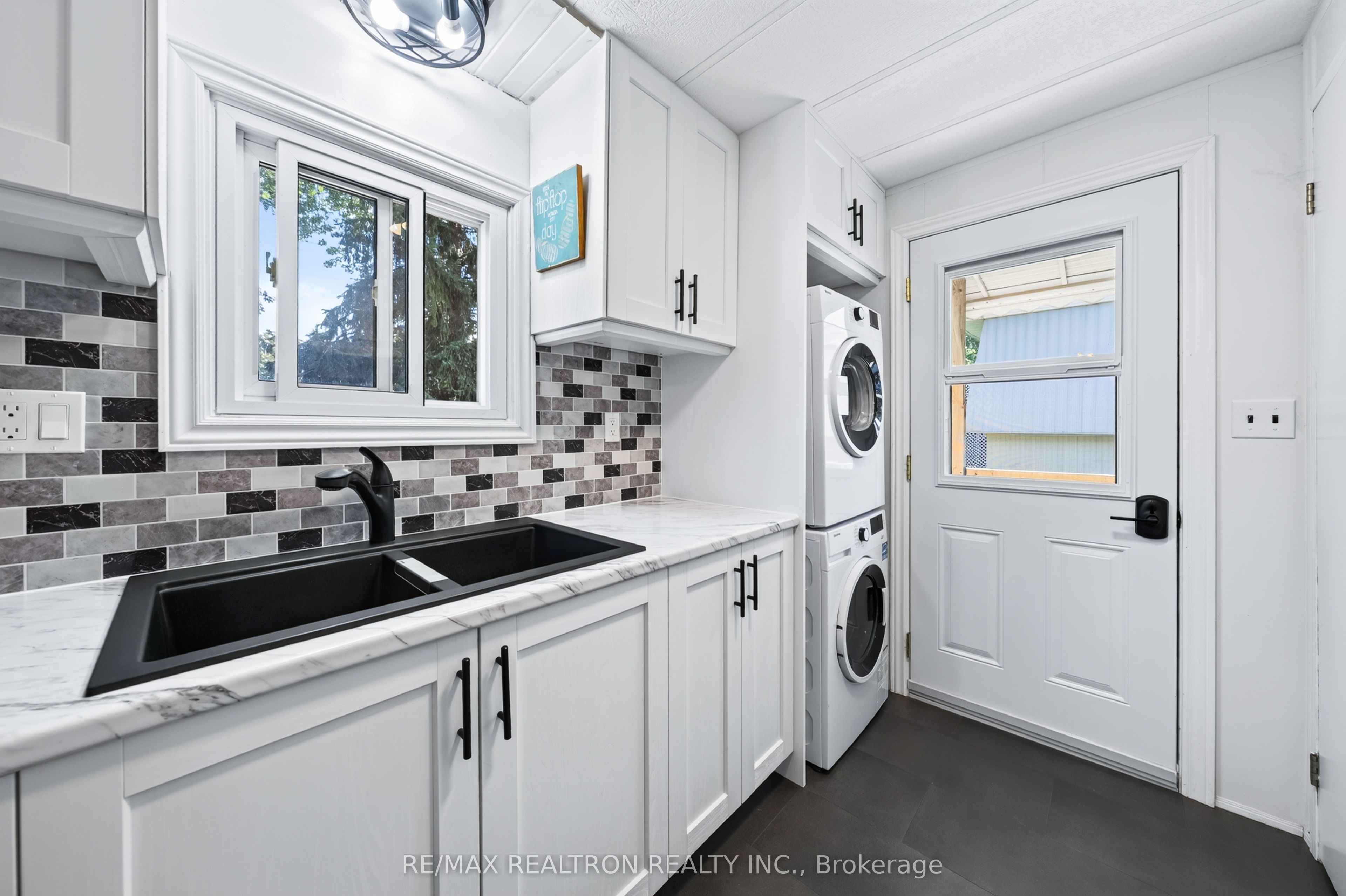 25 Cherrywood Lane Property Photo 8