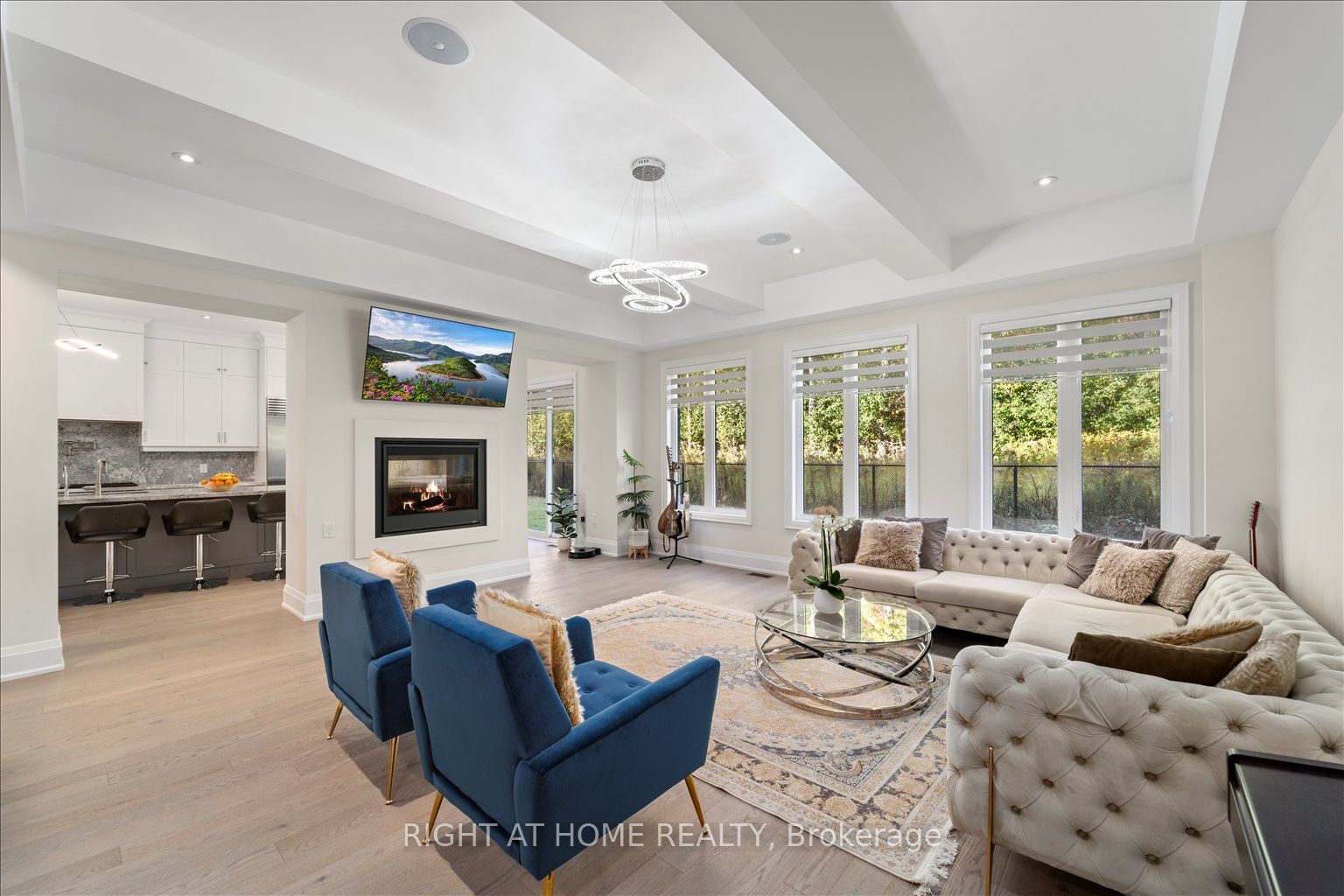 121 Milky Way Drive Property Photo 13