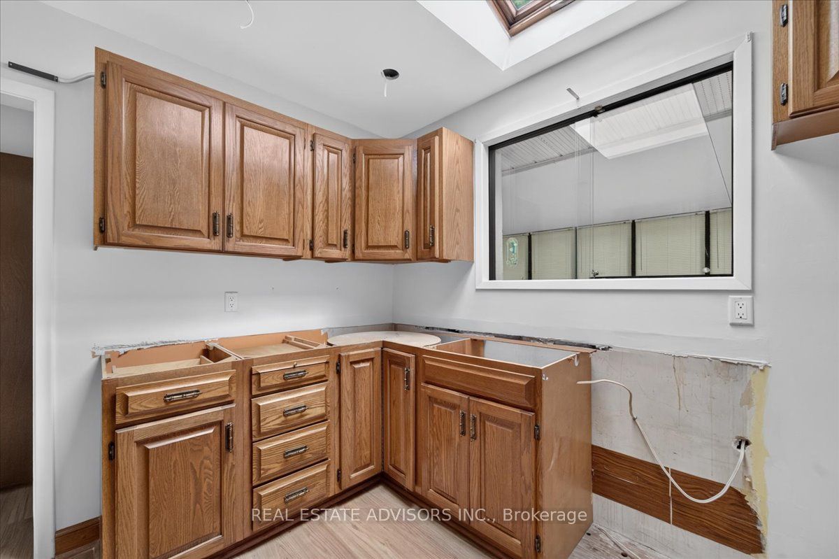 233 East Street Property Photo 17