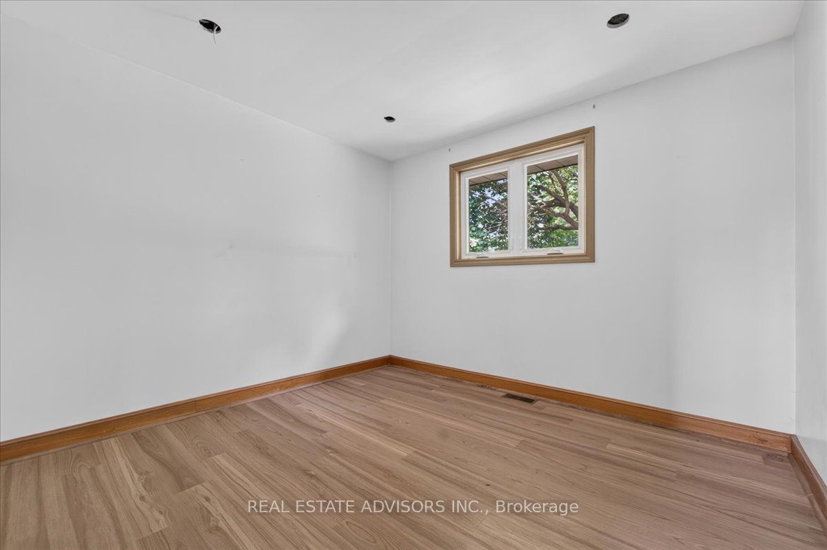 233 East Street Property Photo 19