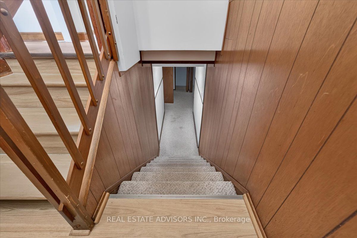 233 East Street Property Photo 23
