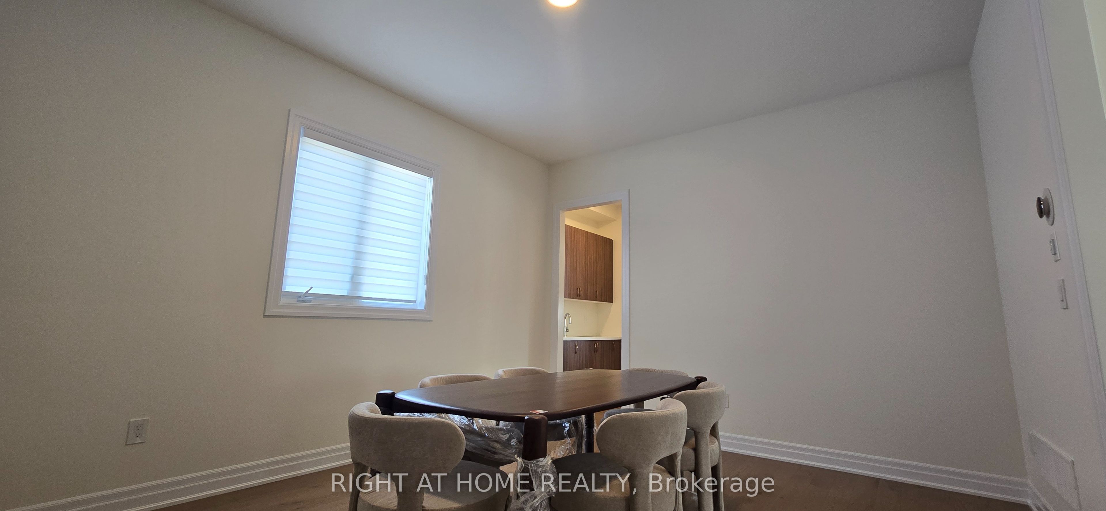 4 Max Bulmer Court Property Photo 11