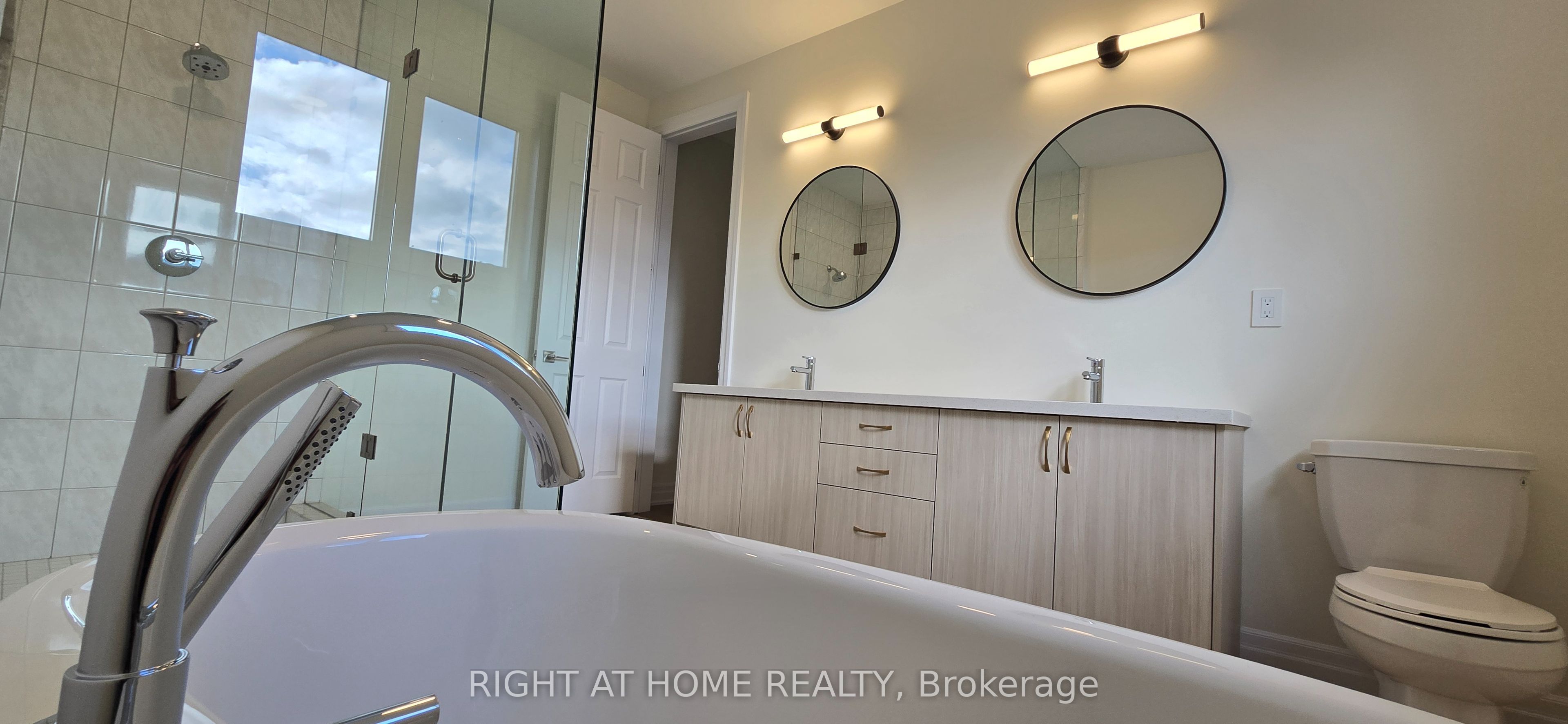 4 Max Bulmer Court Property Photo 22