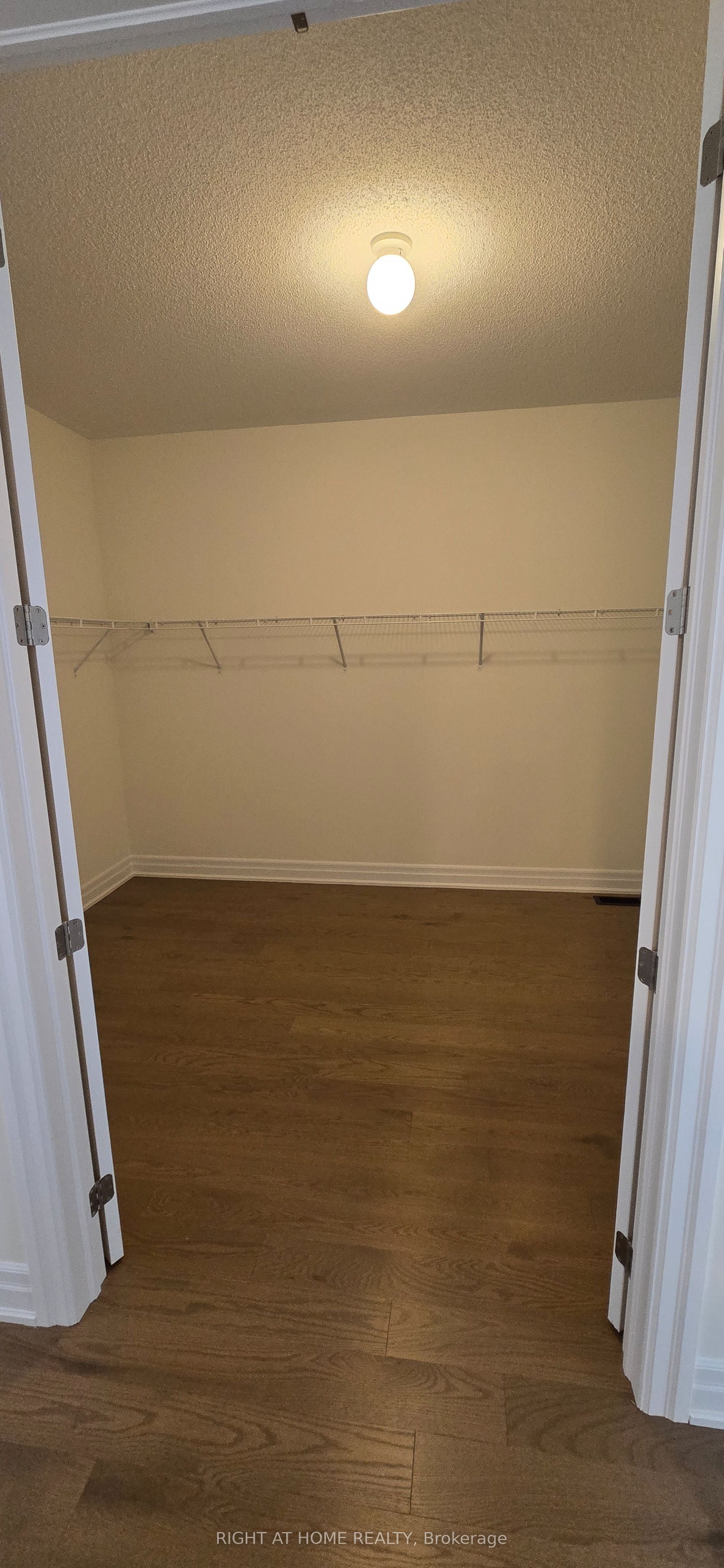 4 Max Bulmer Court Property Photo 28